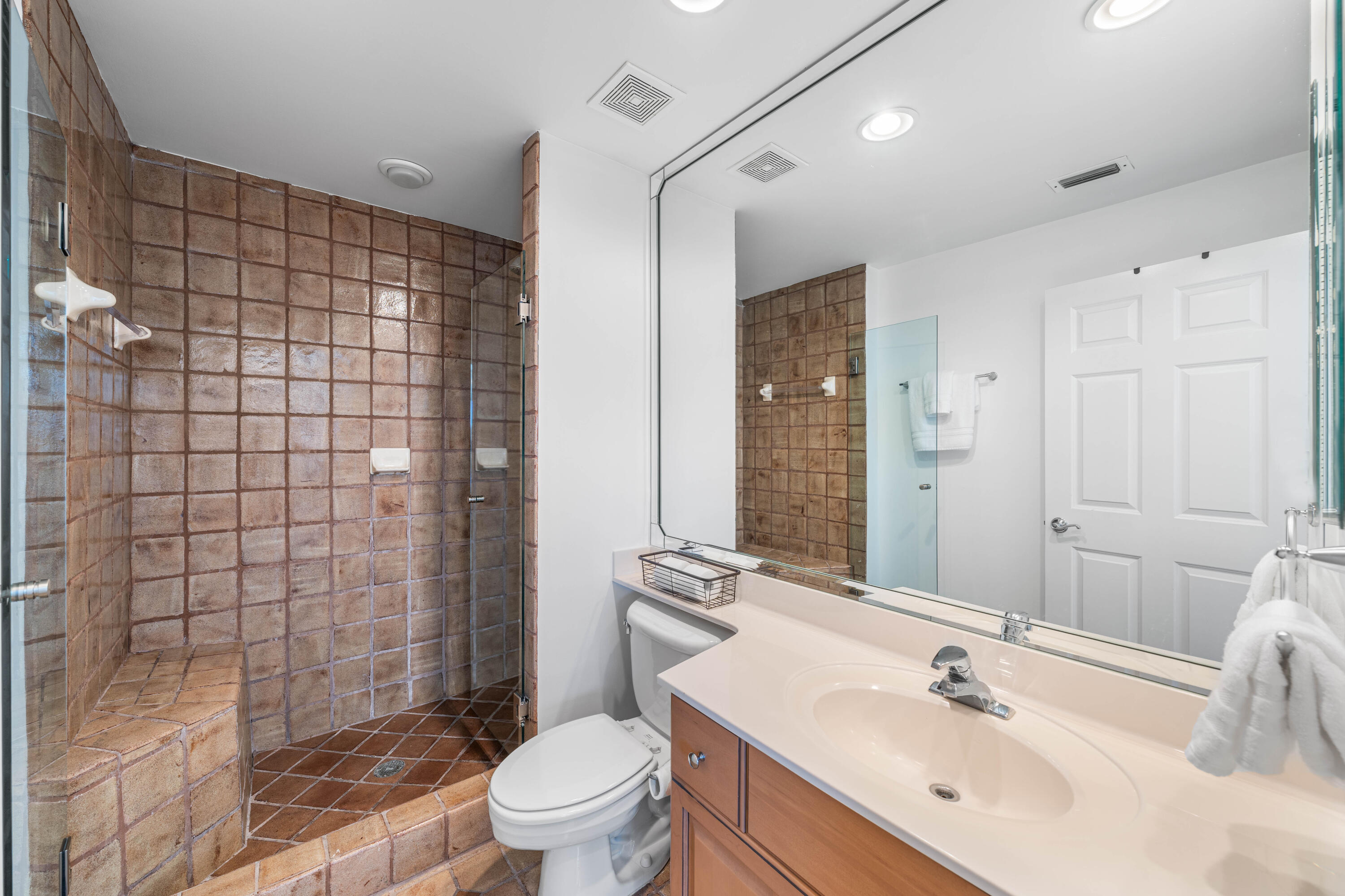 GRAND HARBOR - Residential