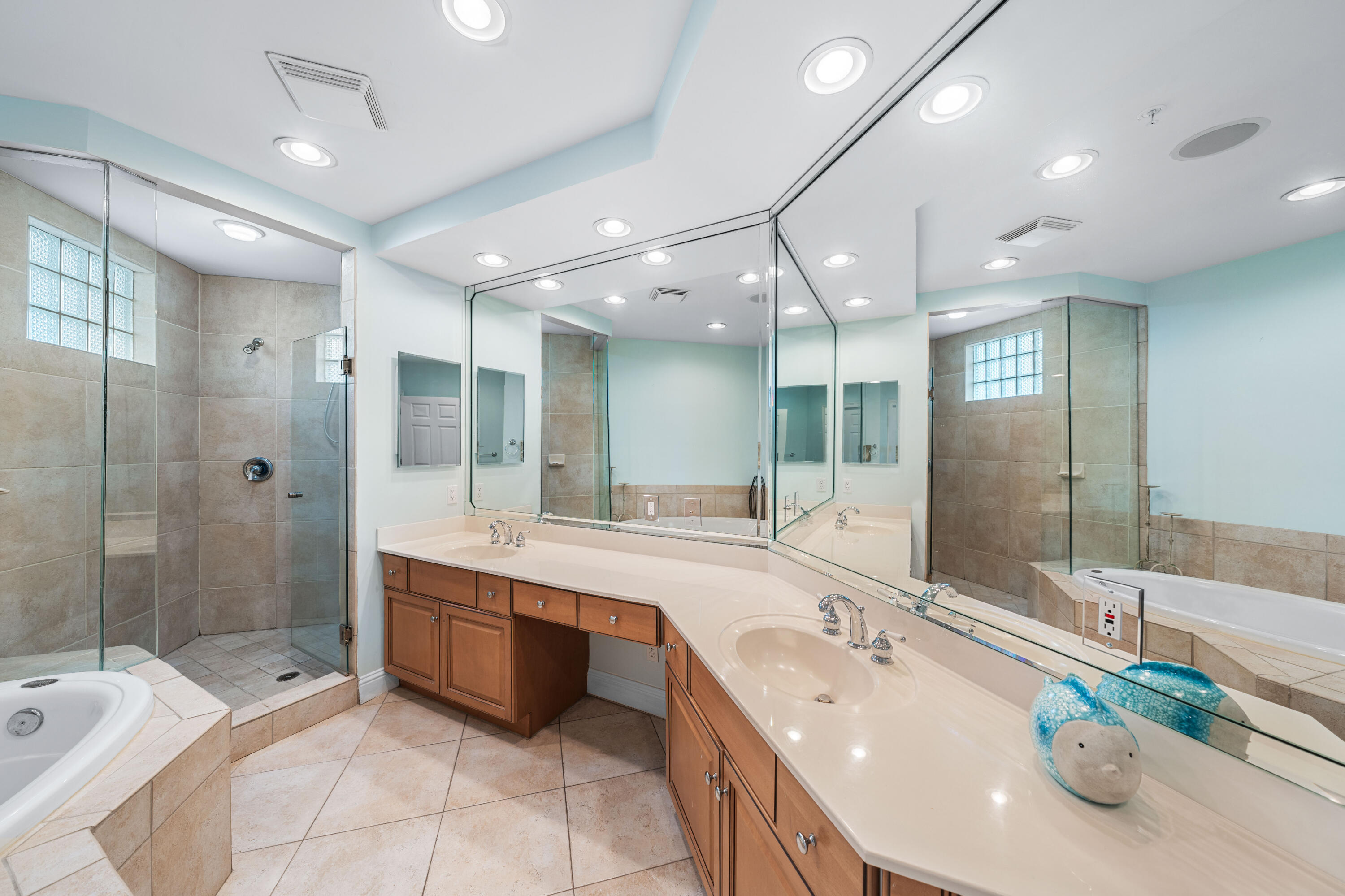 GRAND HARBOR - Residential
