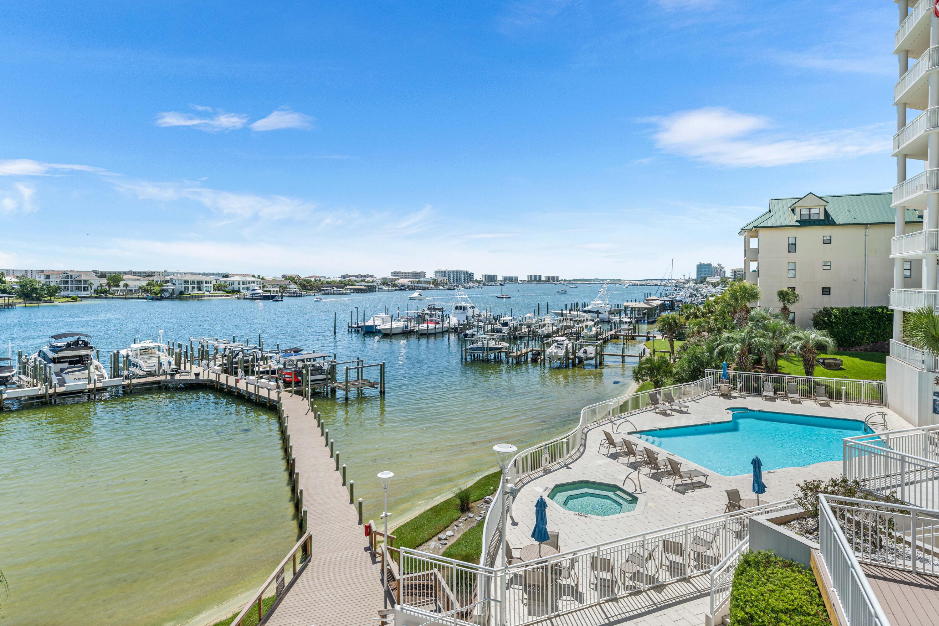 GRAND HARBOR - Residential