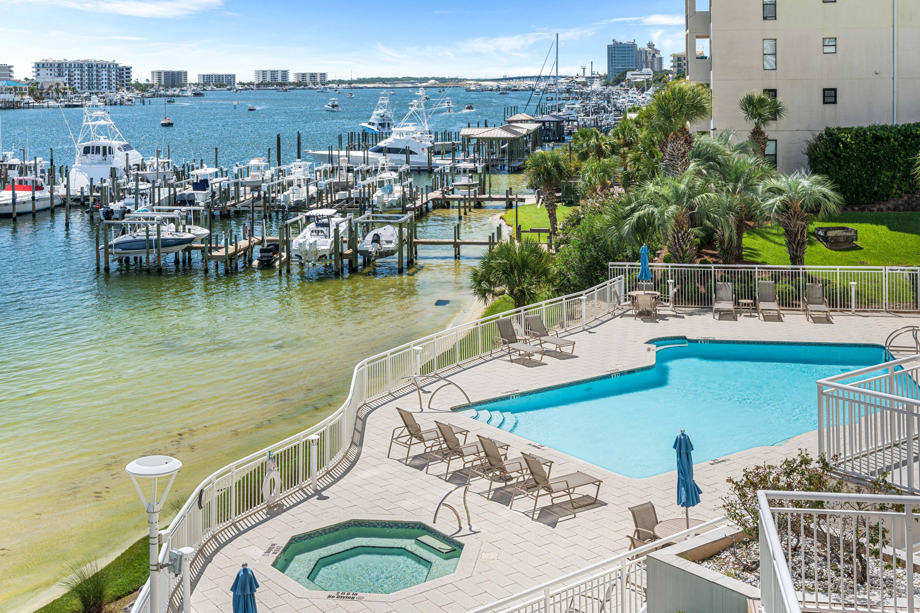 GRAND HARBOR - Residential