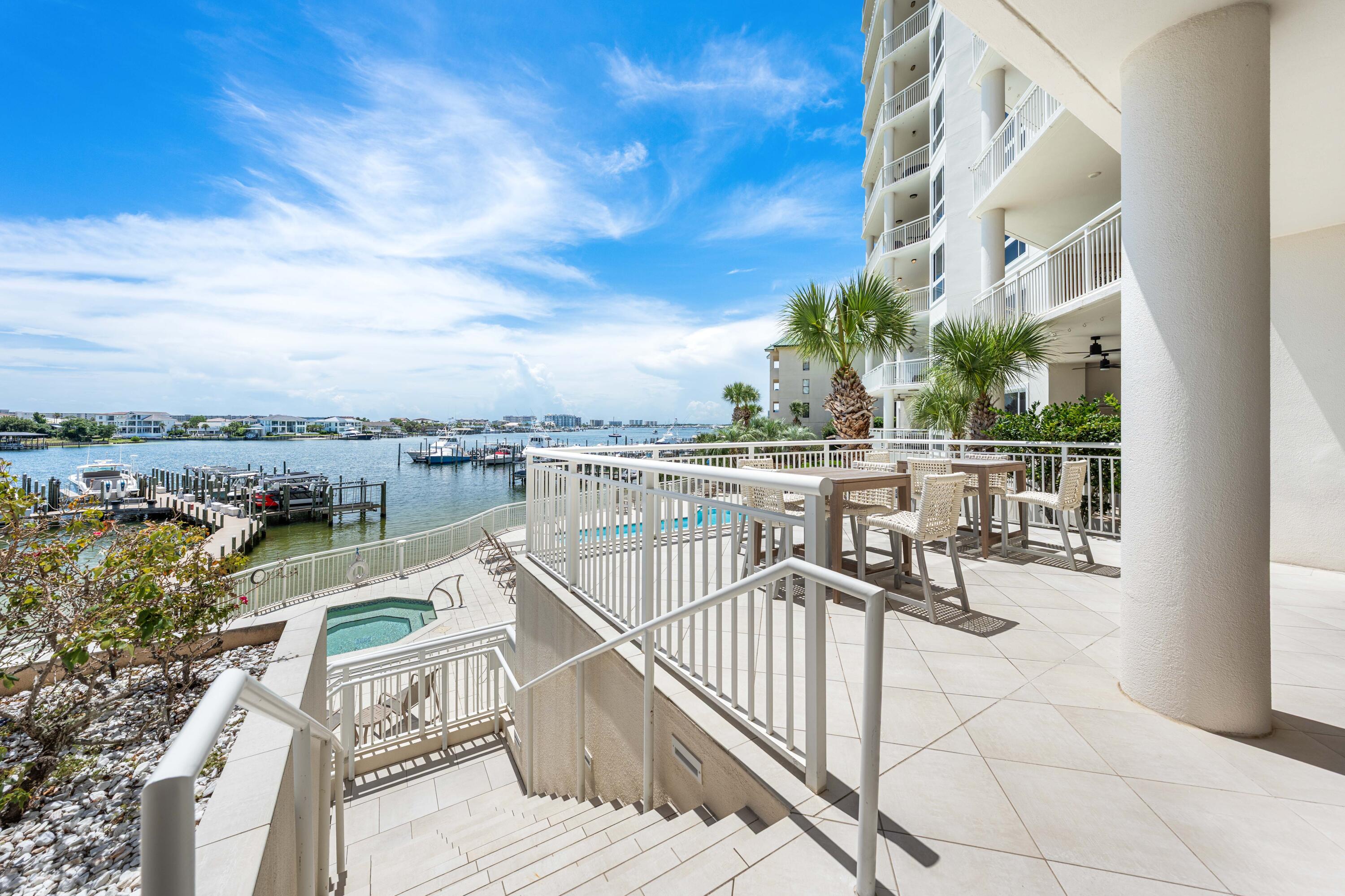 GRAND HARBOR - Residential