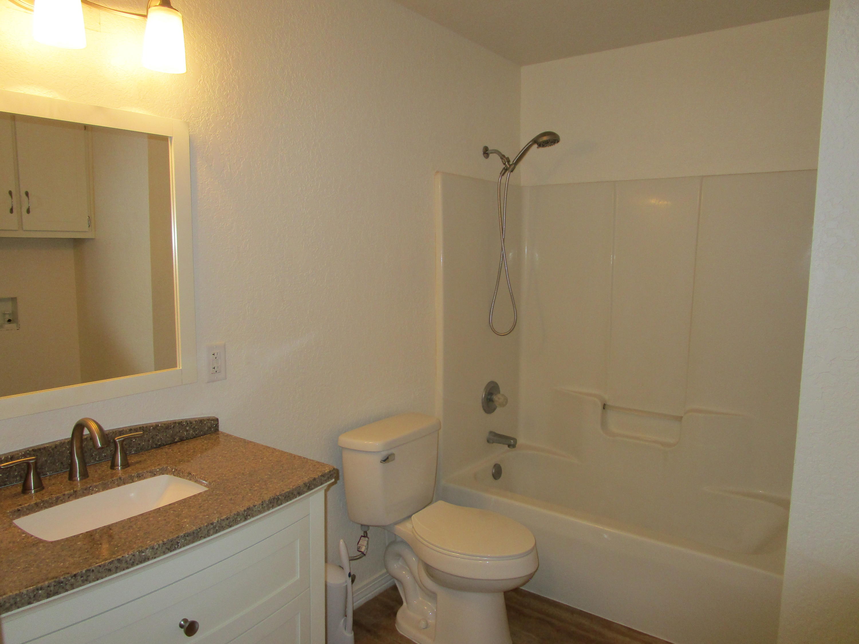 MORRIS ADDN TO CRESTVIEW - Residential