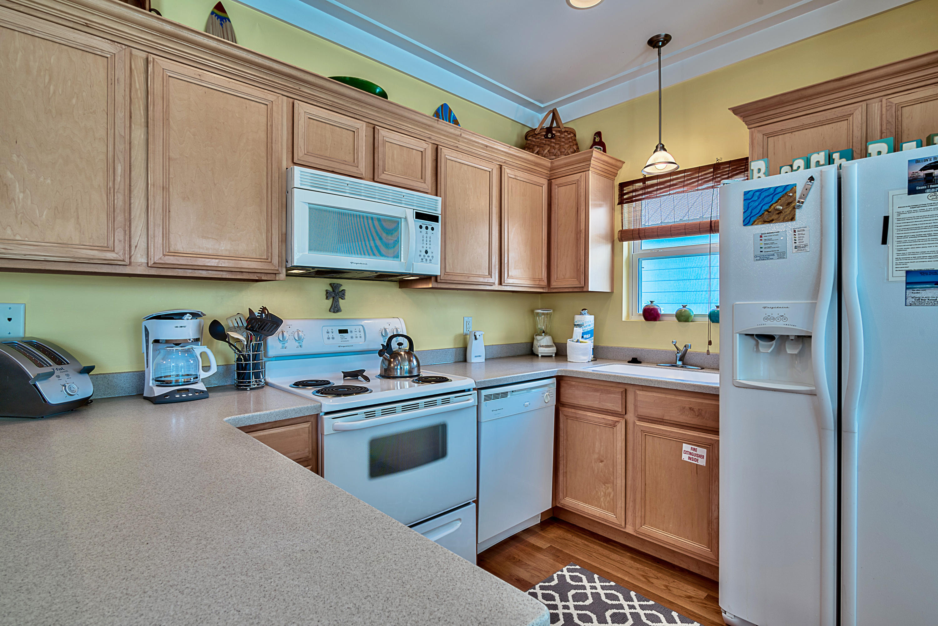 COTTAGES AT CAMP CREEK - Residential