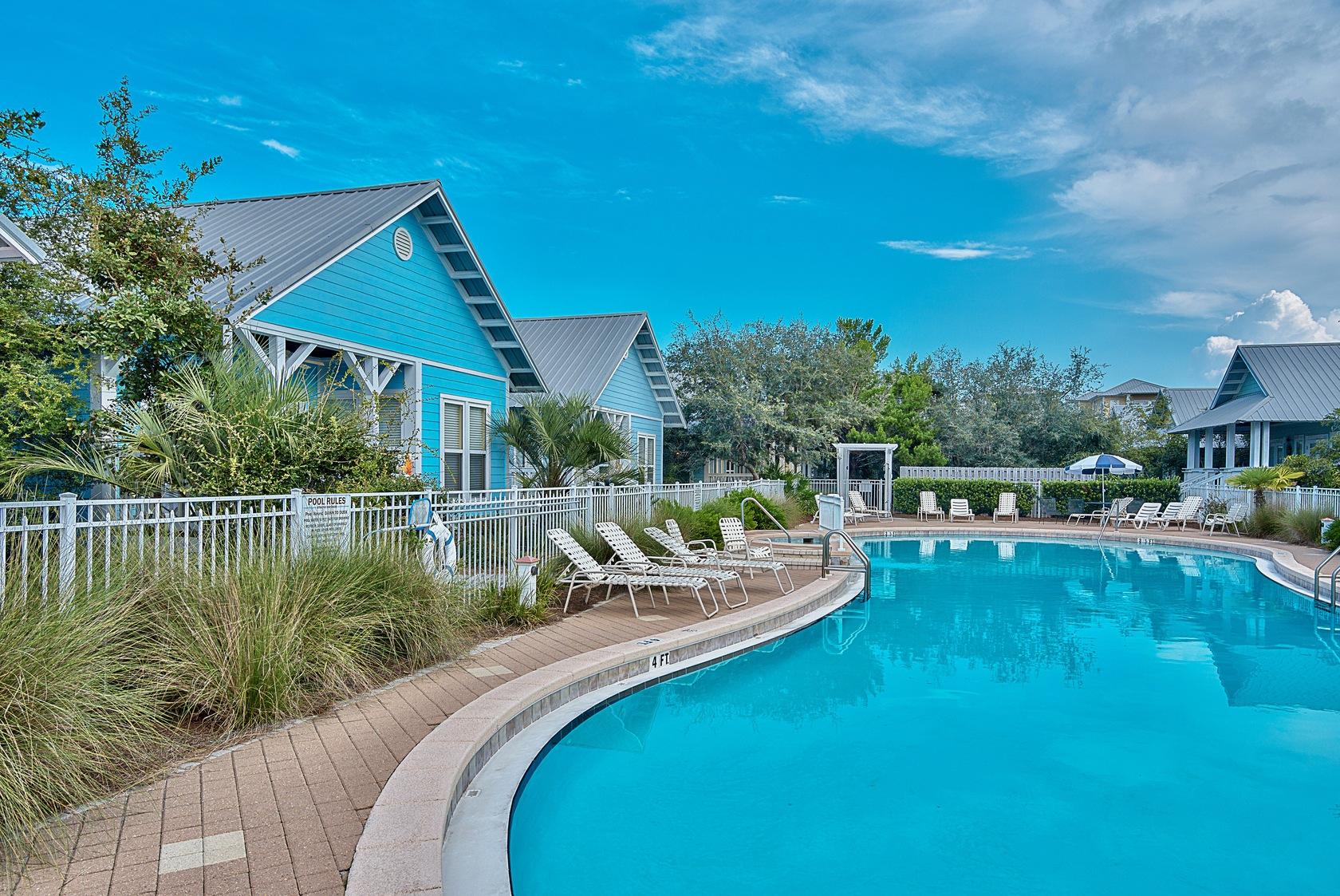 COTTAGES AT CAMP CREEK - Residential