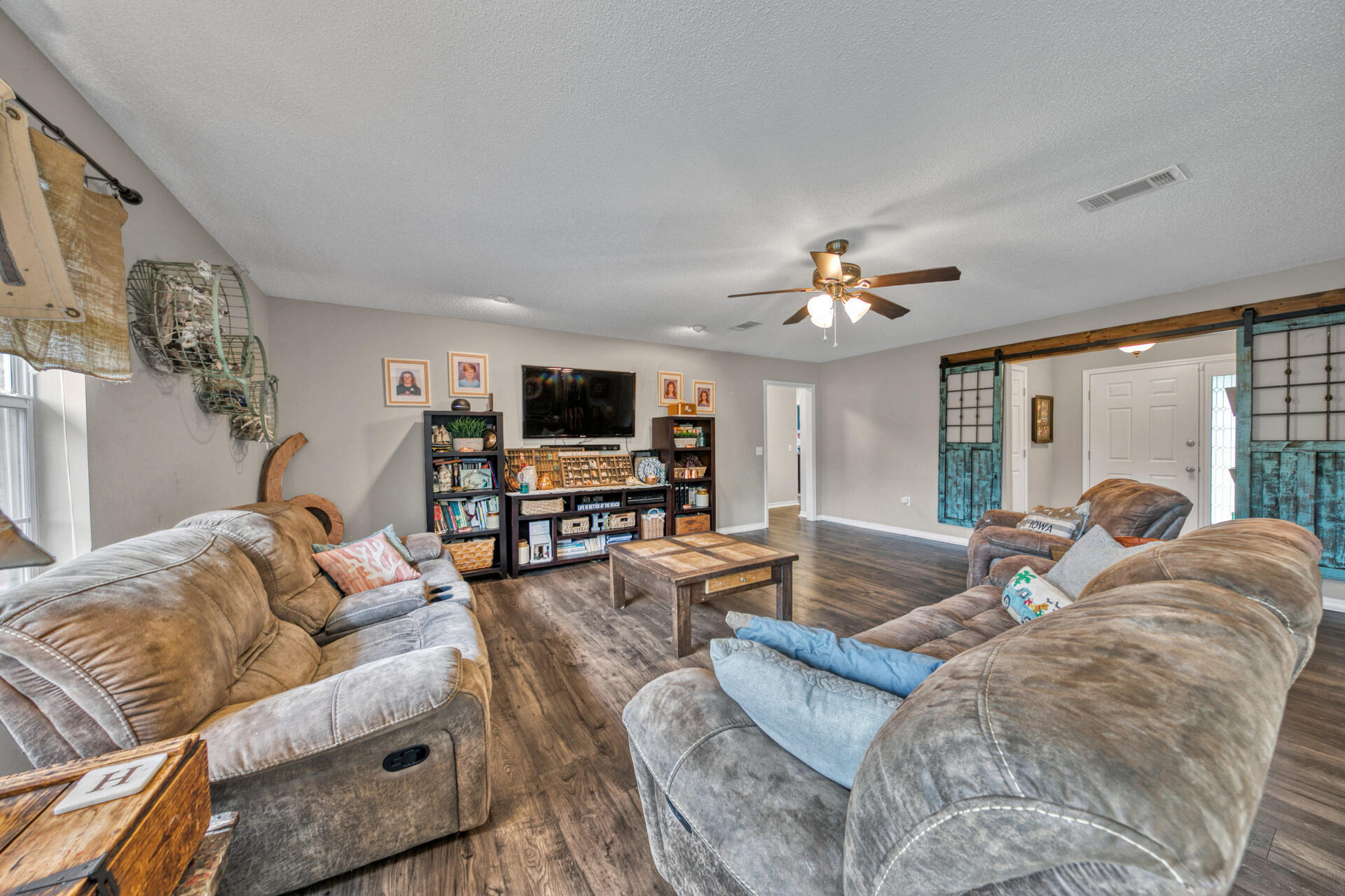 HOLLEY BY THE SEA - Residential