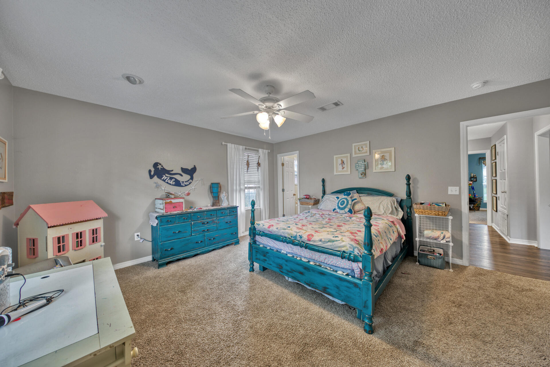 HOLLEY BY THE SEA - Residential