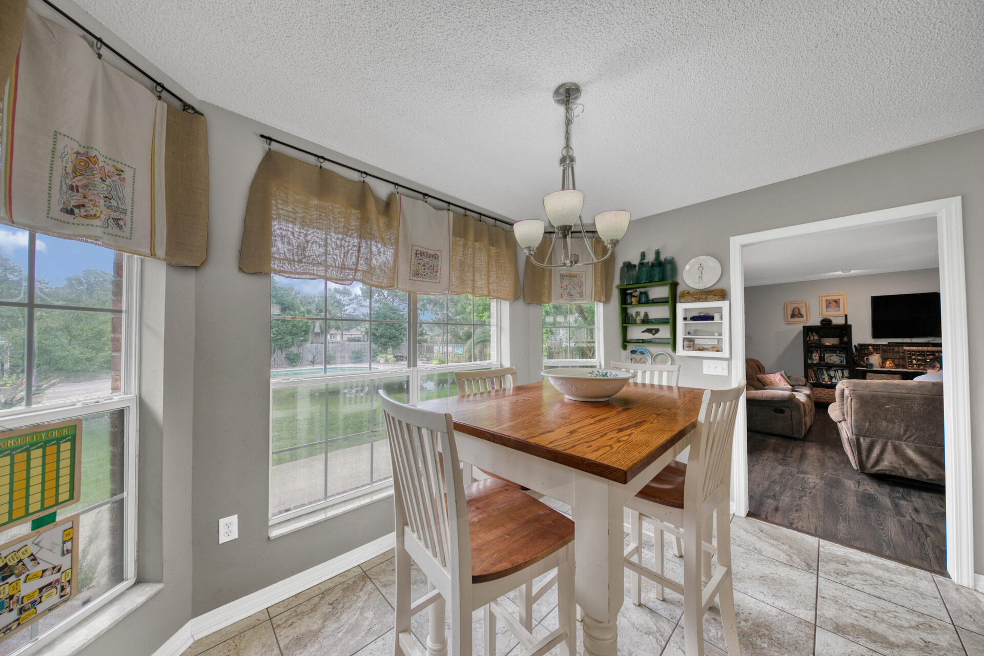 HOLLEY BY THE SEA - Residential