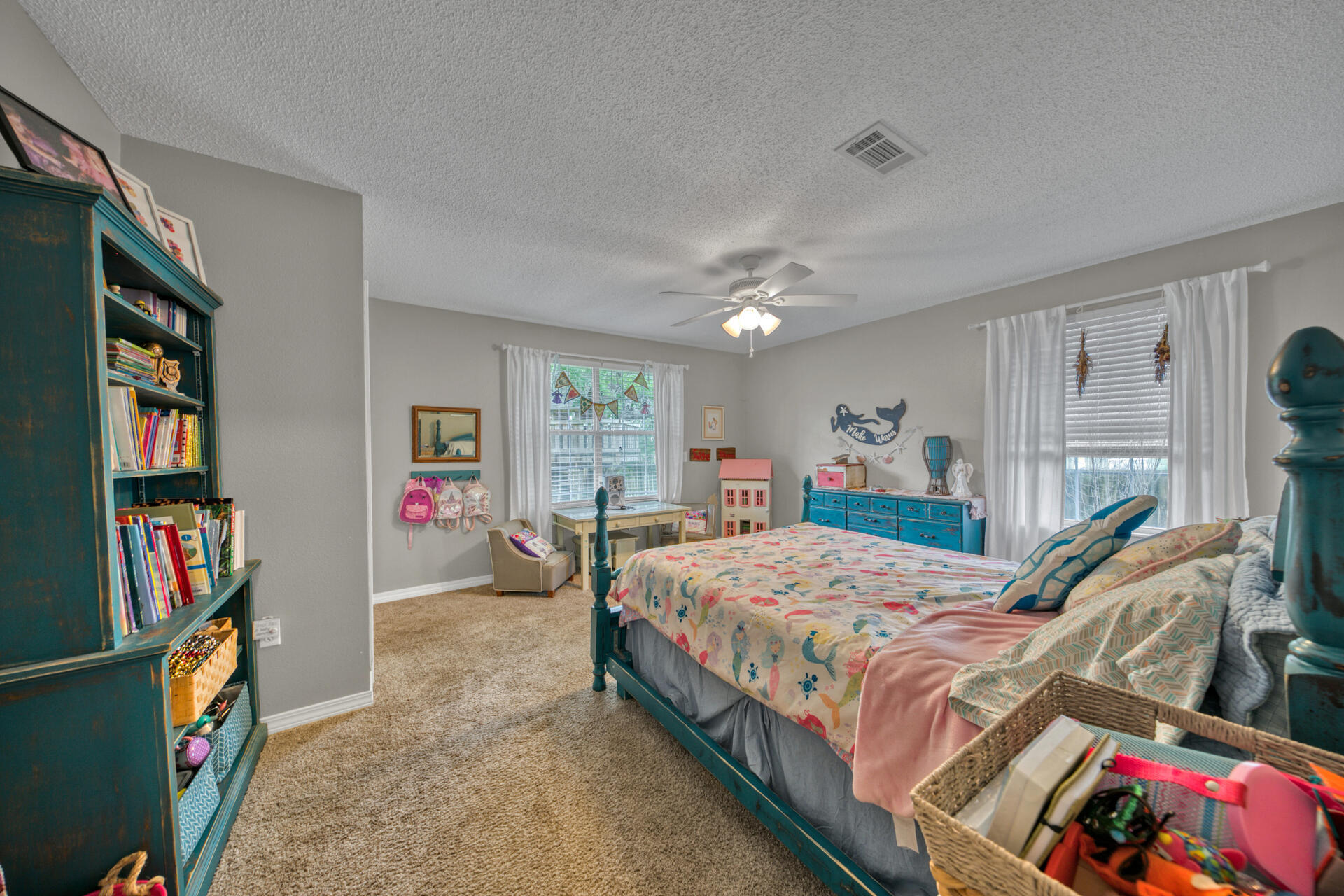 HOLLEY BY THE SEA - Residential