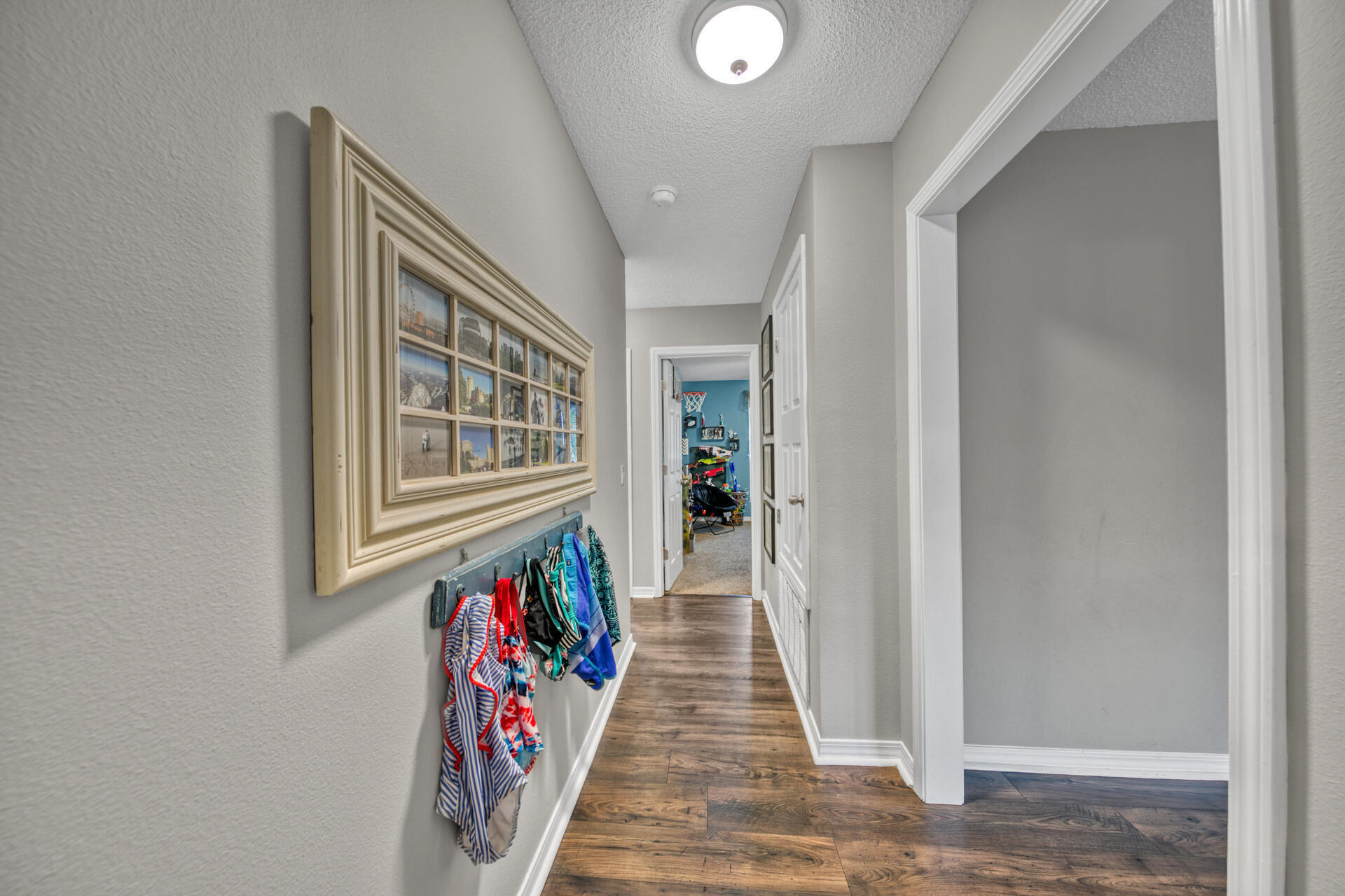 HOLLEY BY THE SEA - Residential