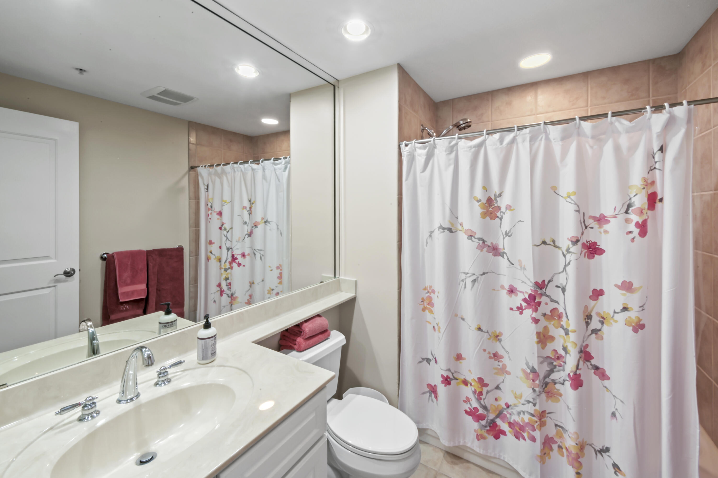 LA SALBADORA AT LOST KEY GOLF & BEACH CLUB CONDO - Residential