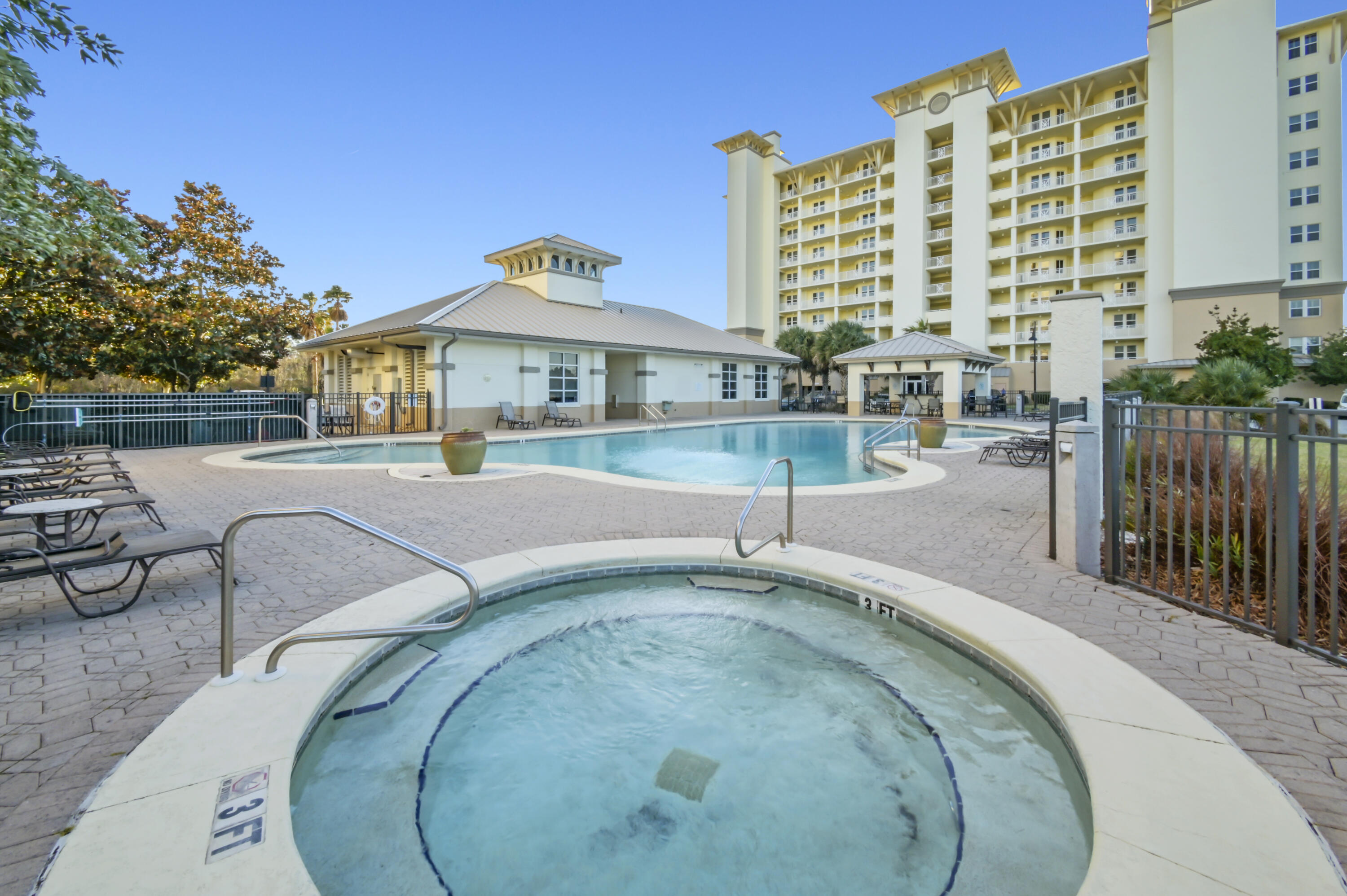 LA SALBADORA AT LOST KEY GOLF & BEACH CLUB CONDO - Residential