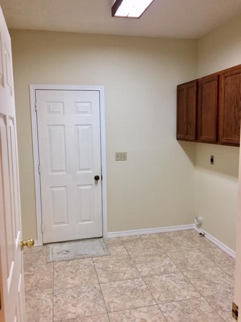 LAKE POINTE - Residential