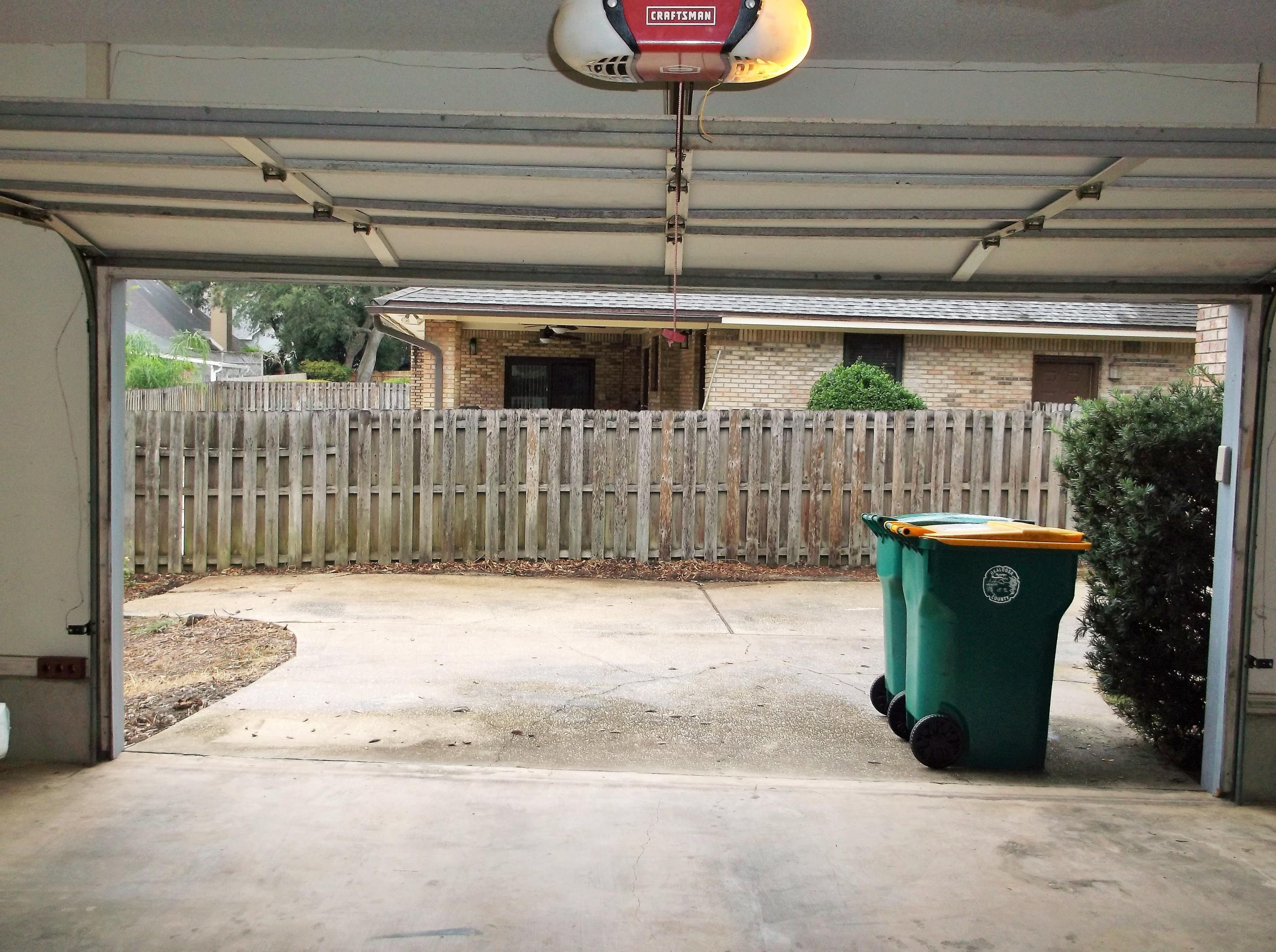 LAKE POINTE - Residential