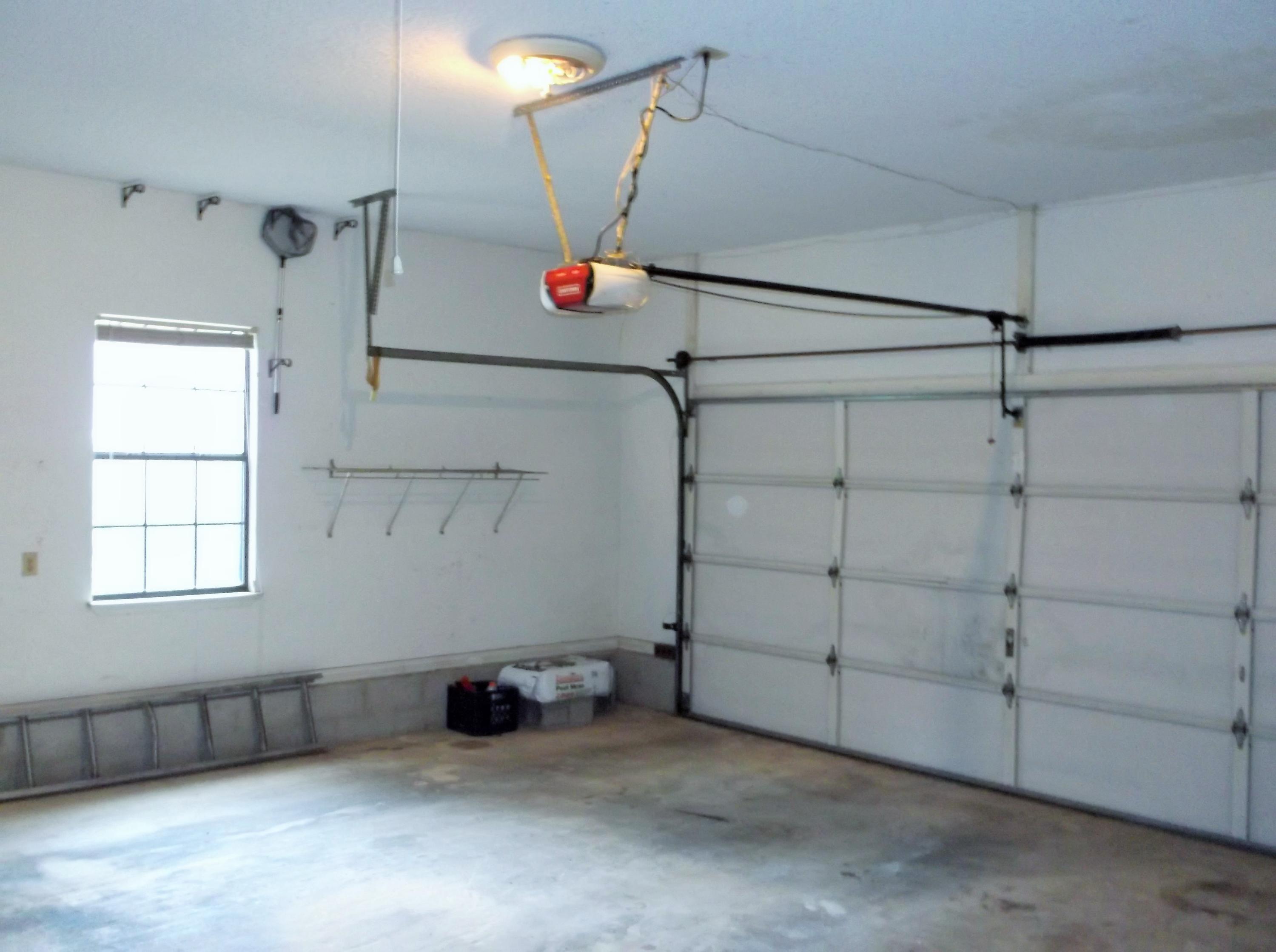 LAKE POINTE - Residential