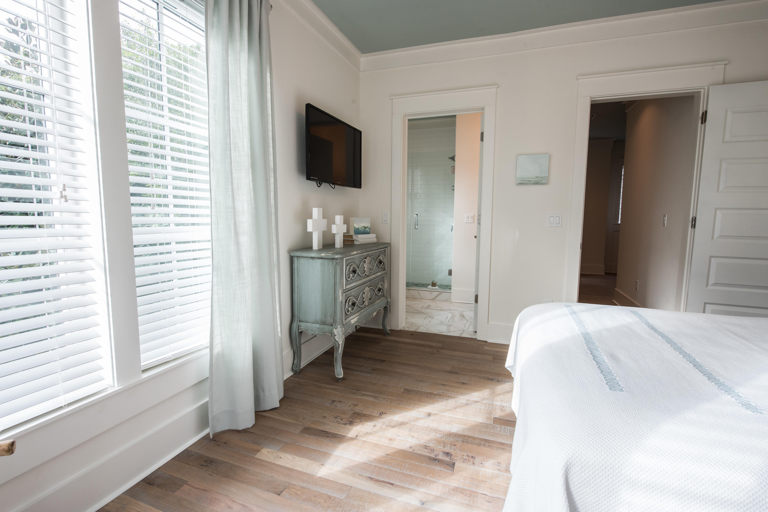 TRESCA PLACE - Residential