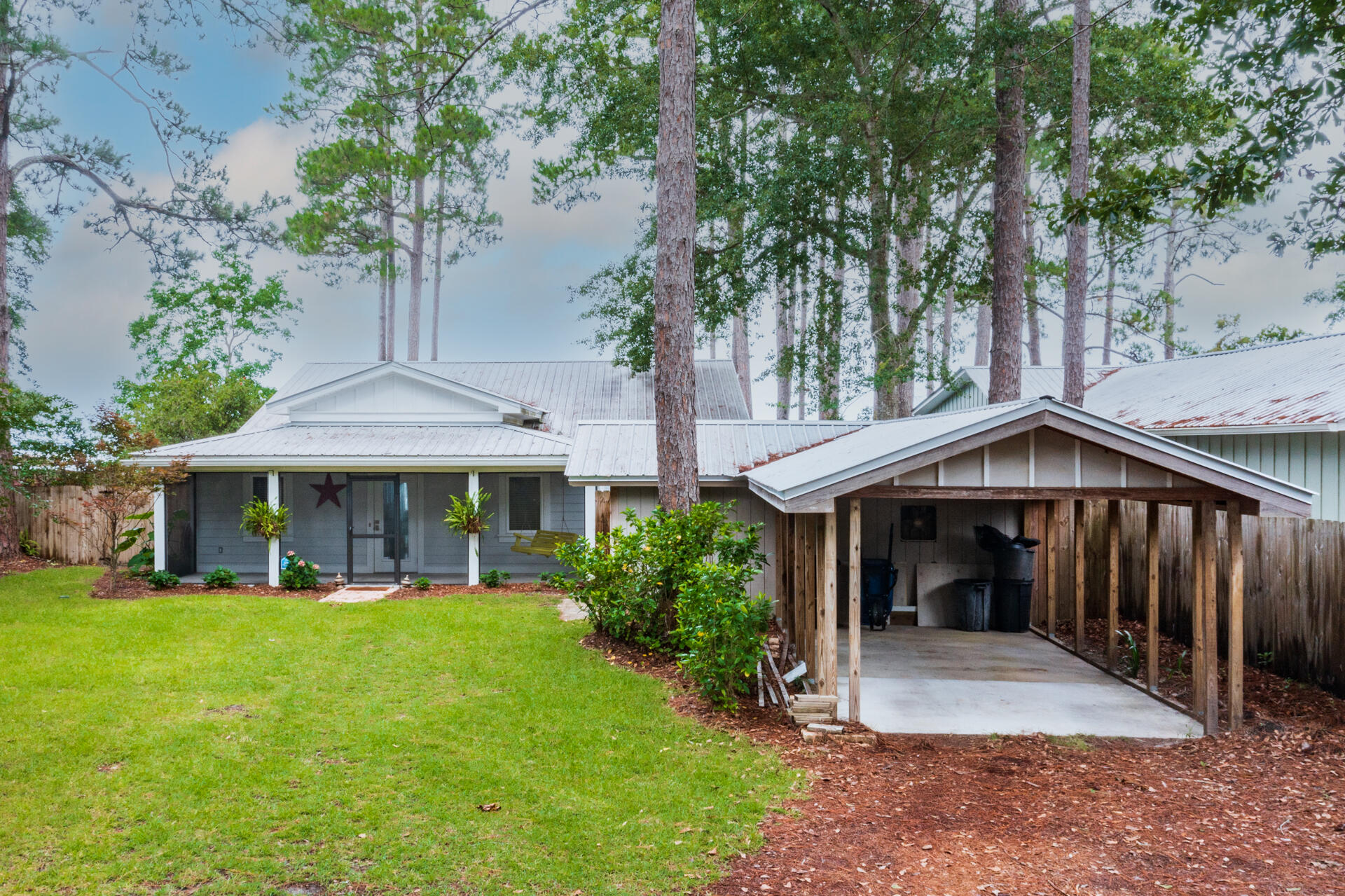 BAY GROVE - Residential