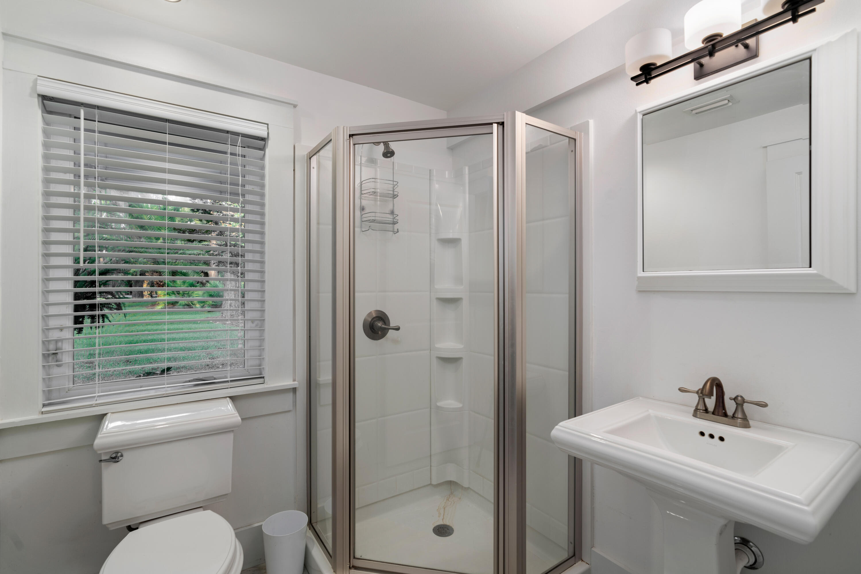 BAY GROVE - Residential