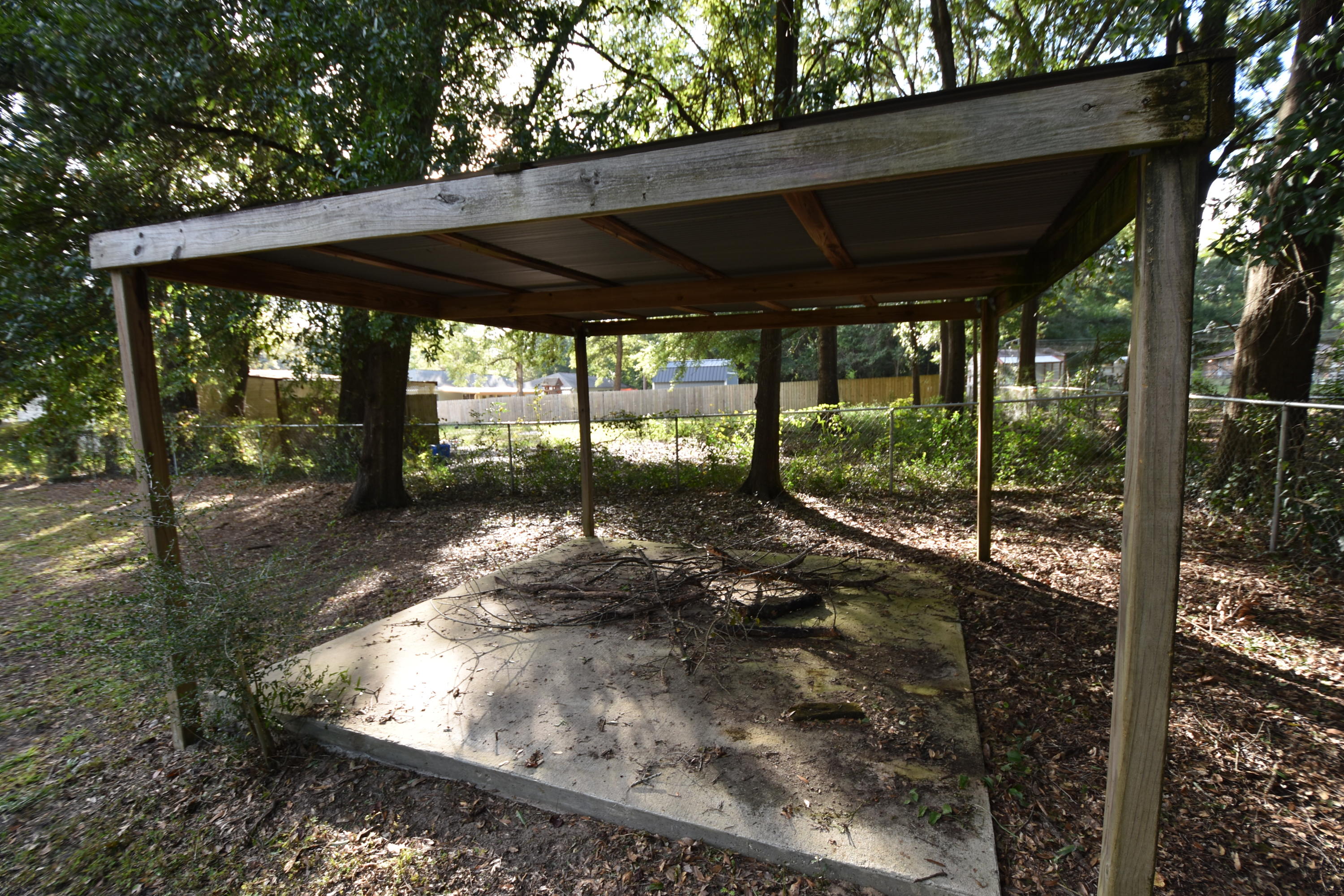 OAKDALE MINI FARMS RESUB LOT 11 - Residential