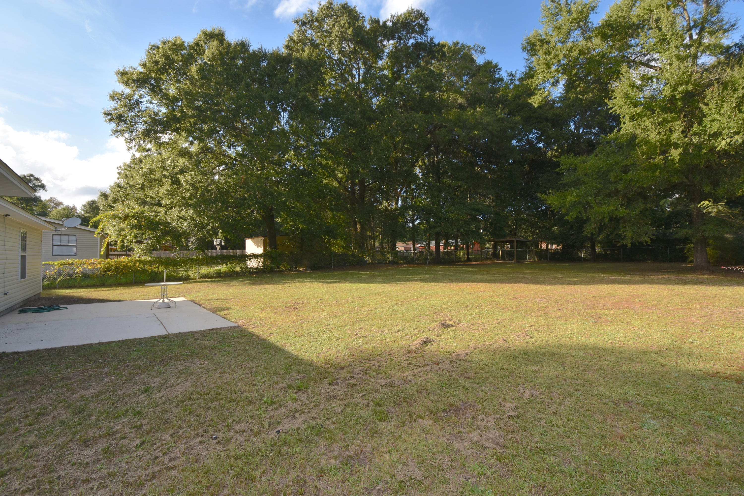 OAKDALE MINI FARMS RESUB LOT 11 - Residential