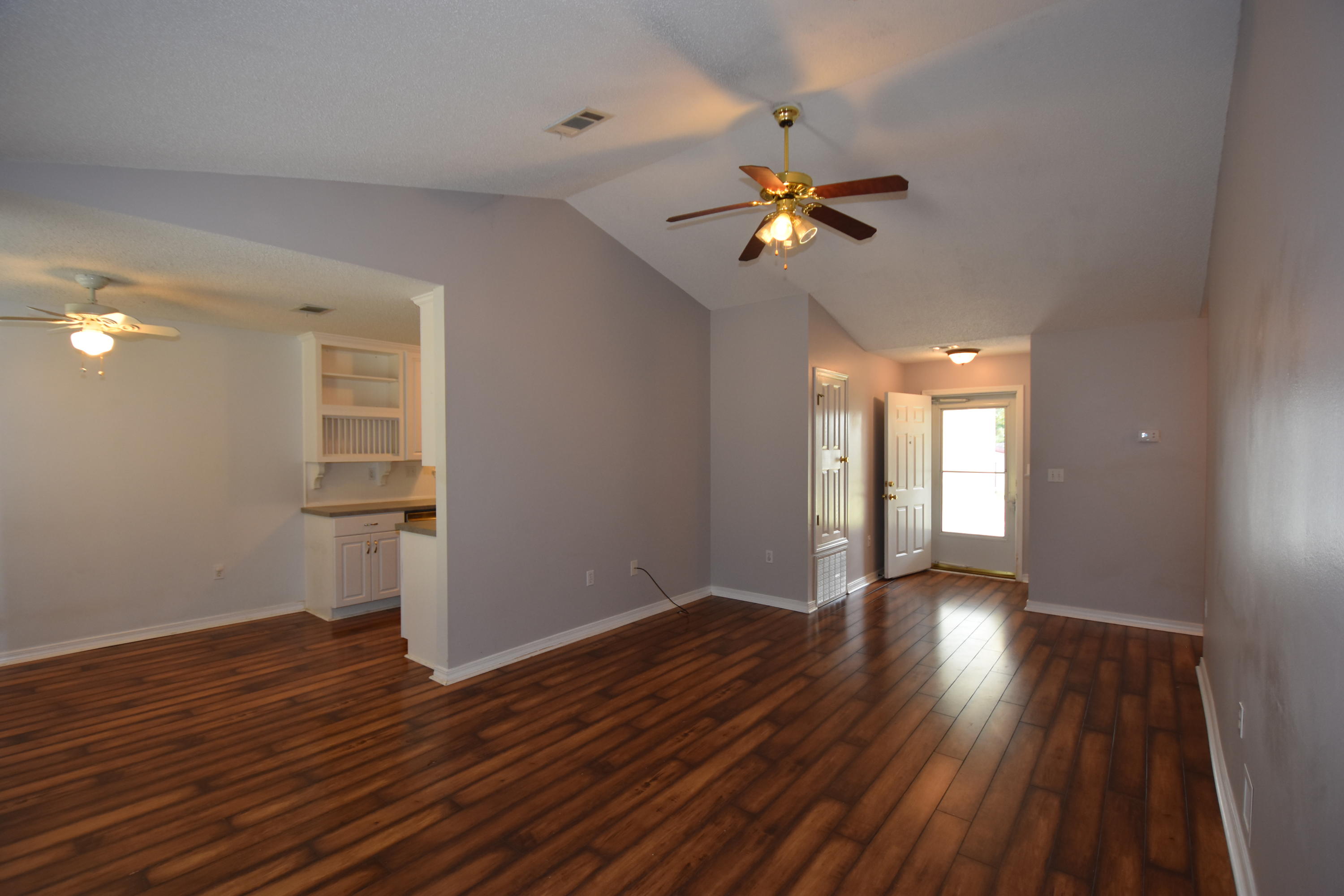 OAKDALE MINI FARMS RESUB LOT 11 - Residential