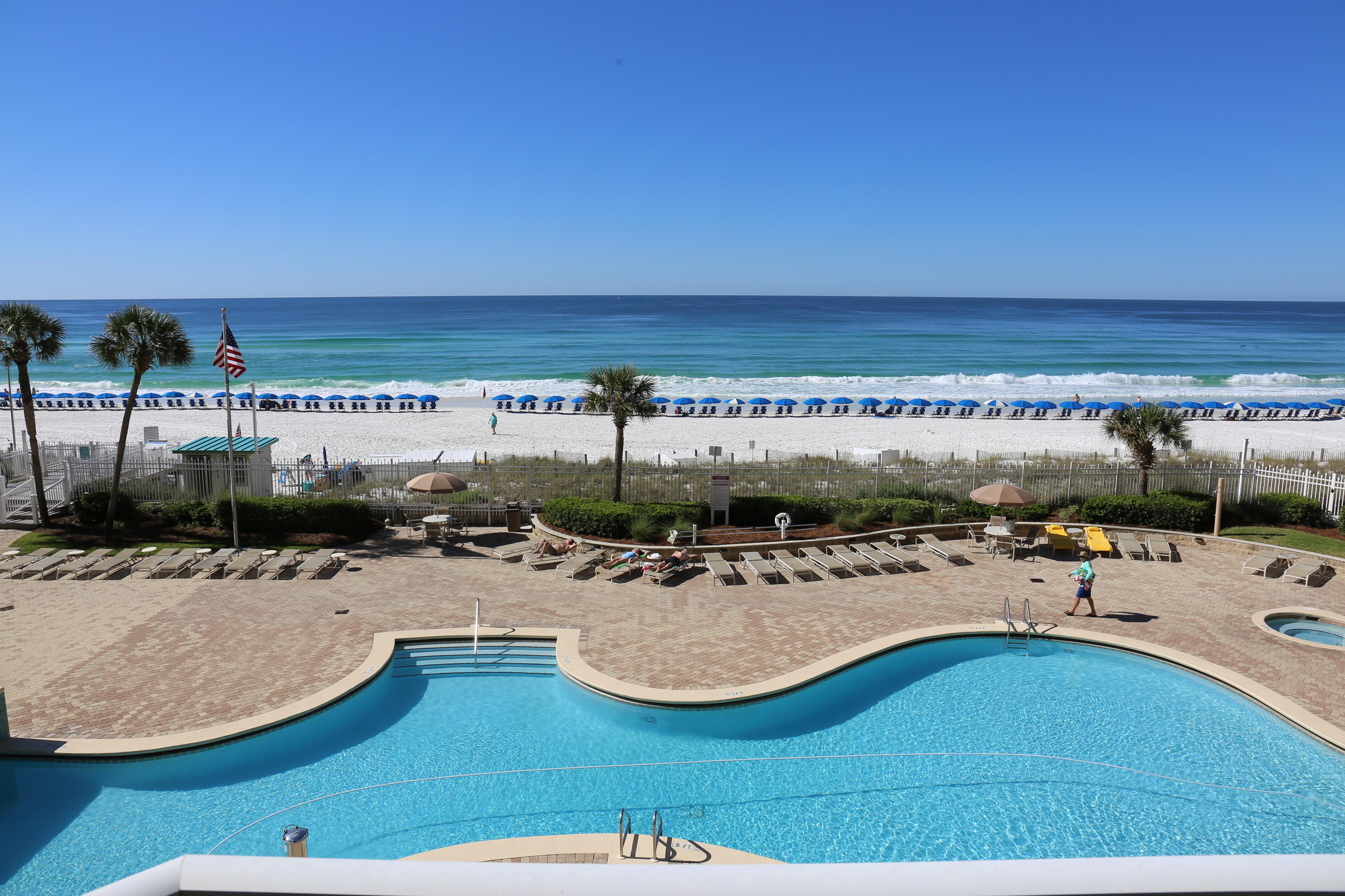 SILVER BEACH TOWERS - Residential