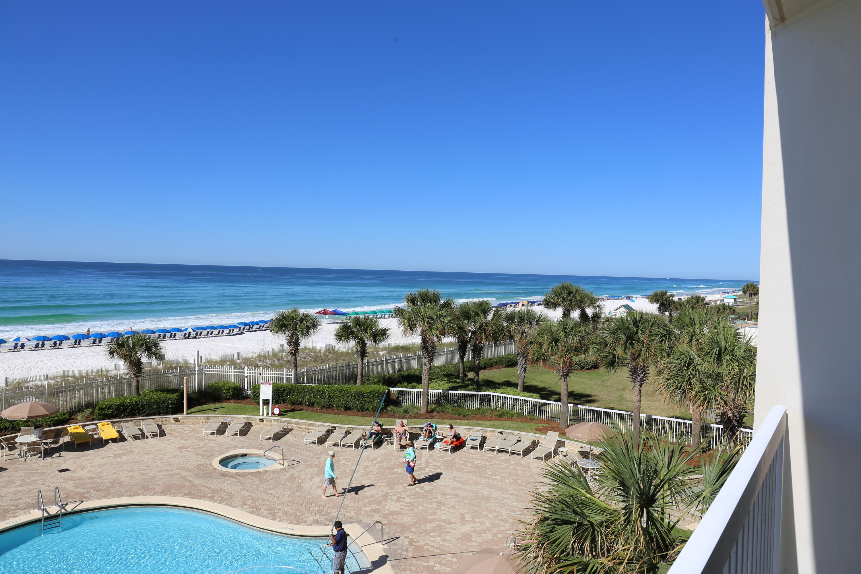 SILVER BEACH TOWERS - Residential