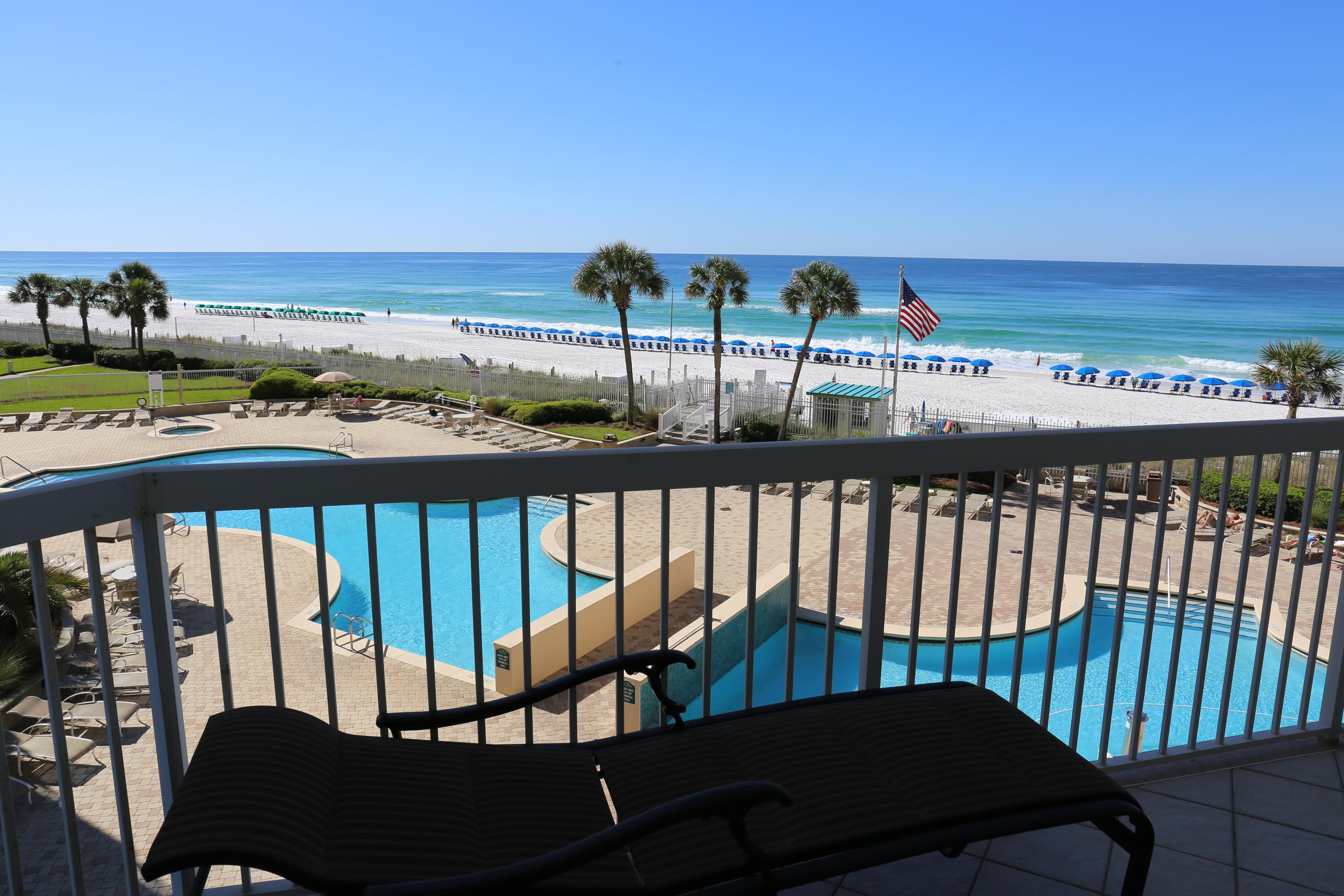 SILVER BEACH TOWERS - Residential