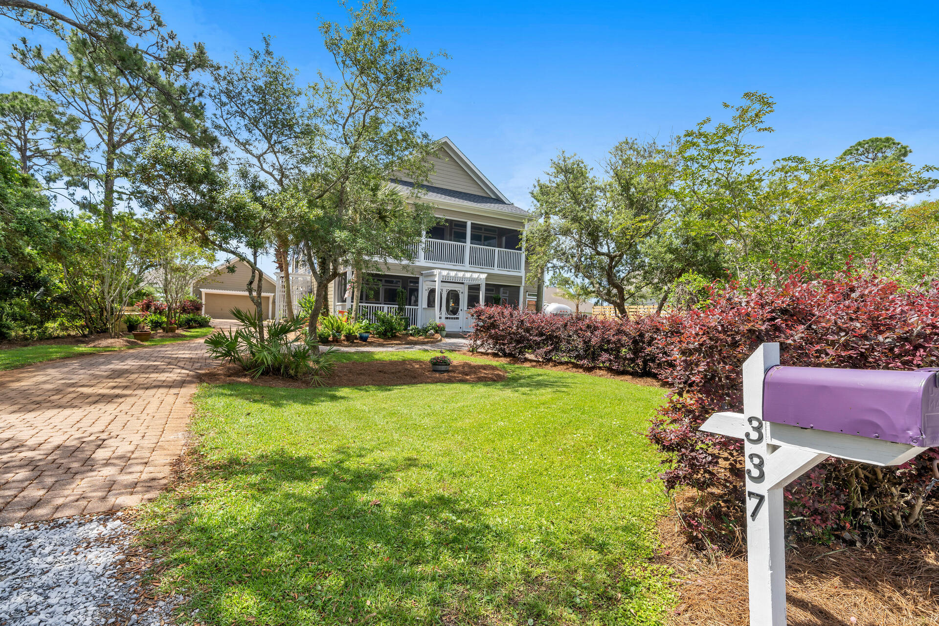 CREEKWATER BAY ESTATES UNREC - Residential