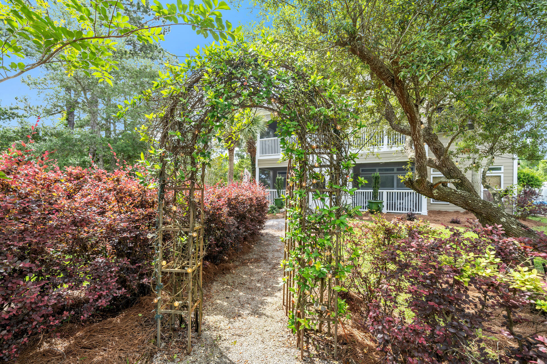 CREEKWATER BAY ESTATES UNREC - Residential