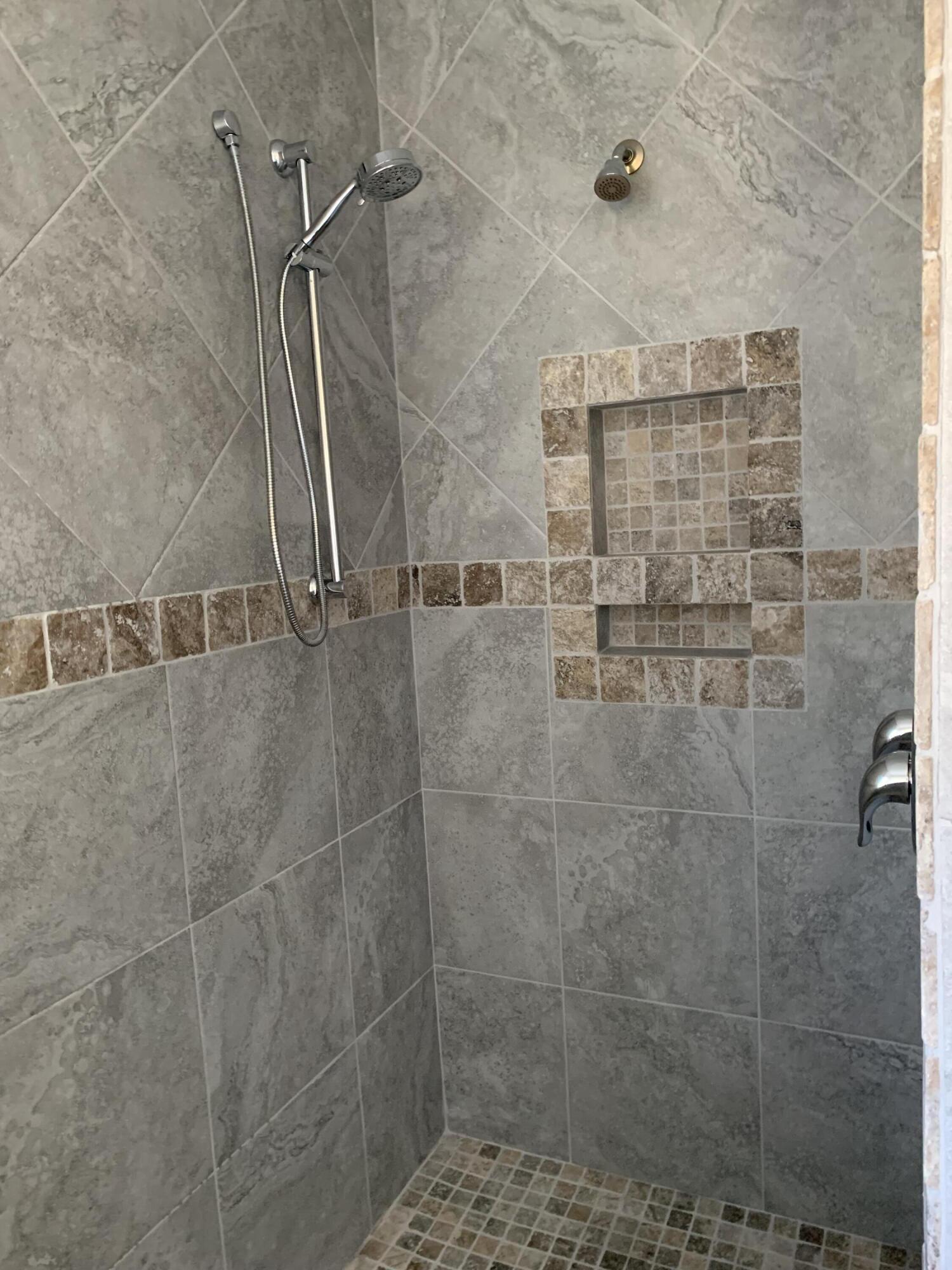 CREETS LANDING - Residential