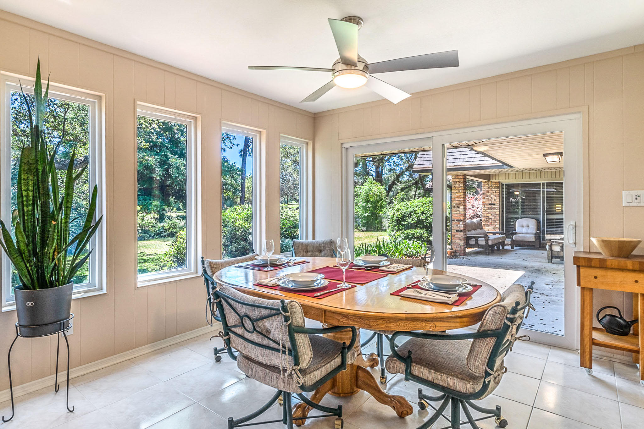 LAKE LORRAINE ESTATES - Residential