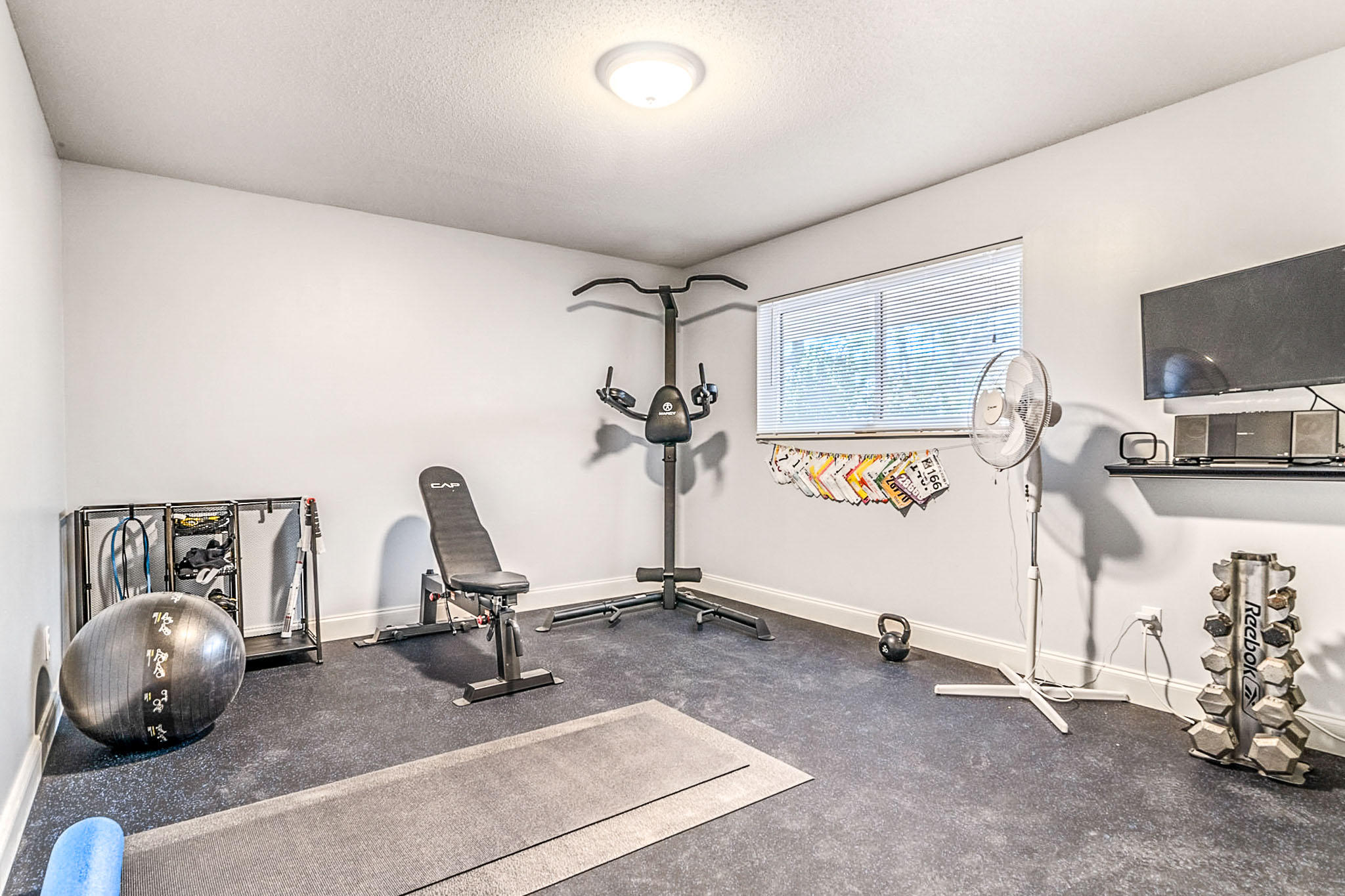 LAKE LORRAINE ESTATES - Residential