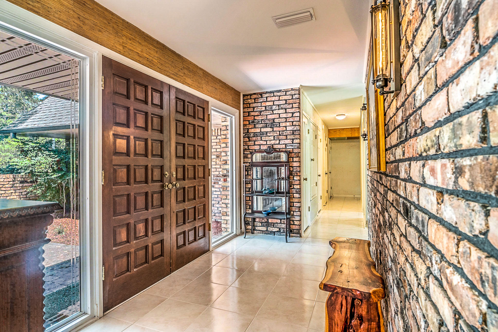 LAKE LORRAINE ESTATES - Residential