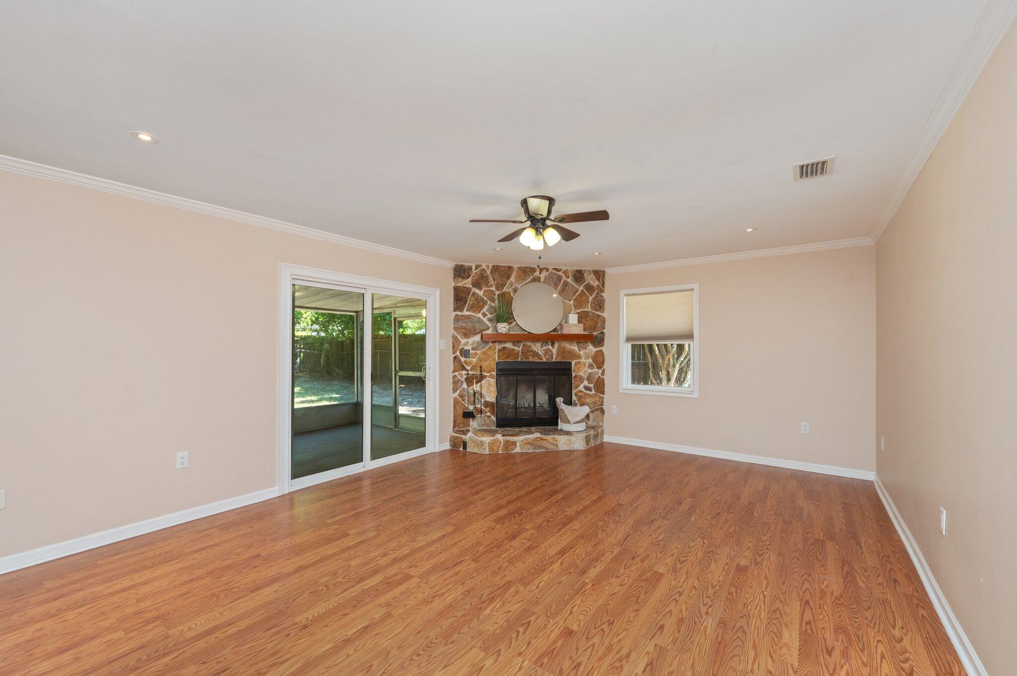 LONGWOOD S/D 3RD ADDN - Residential
