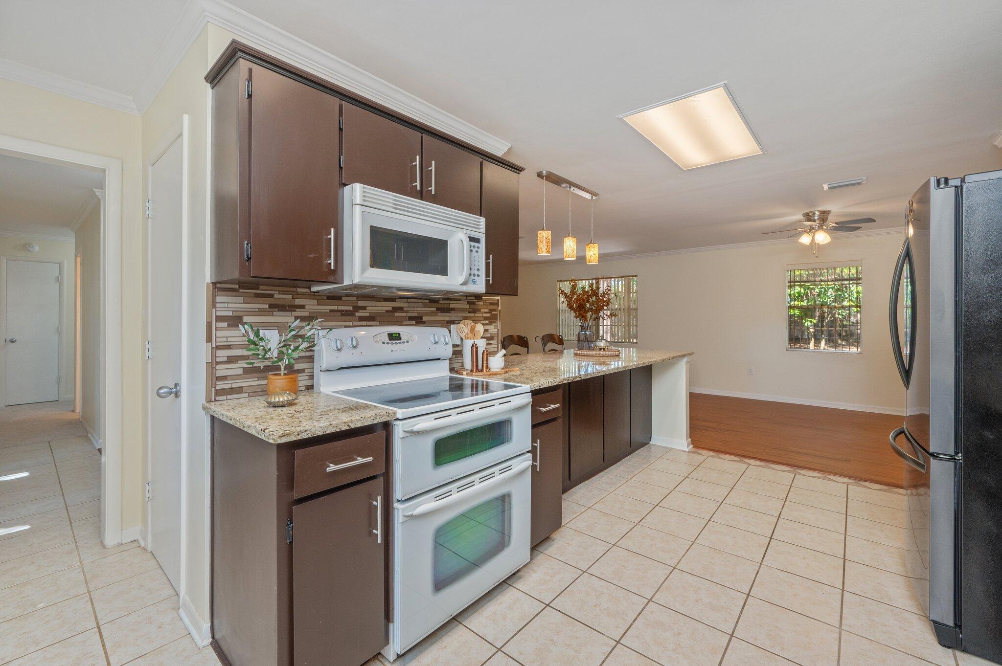 LONGWOOD S/D 3RD ADDN - Residential