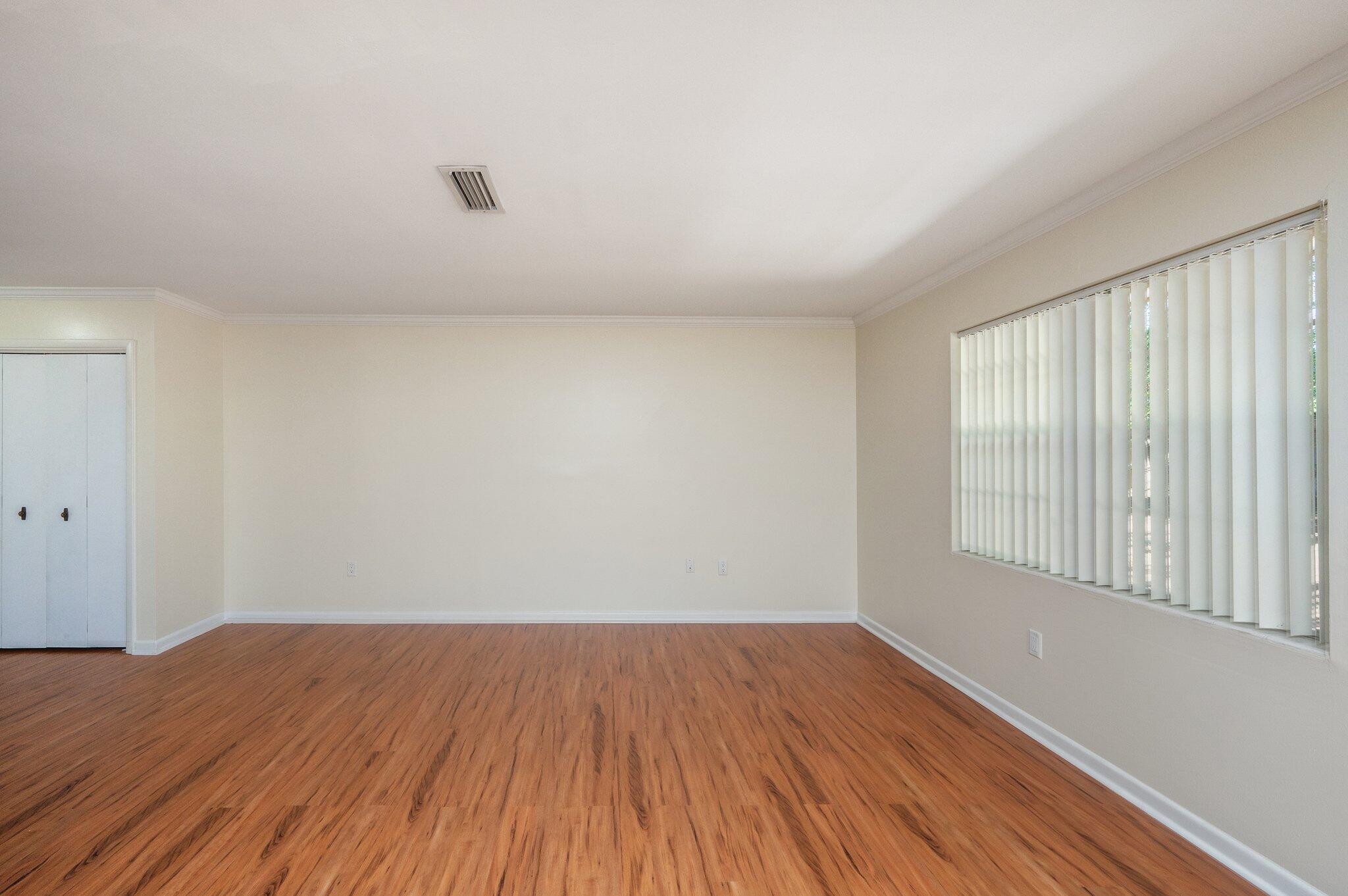 LONGWOOD S/D 3RD ADDN - Residential
