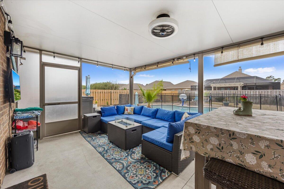 WATERFORD SOUND - Residential