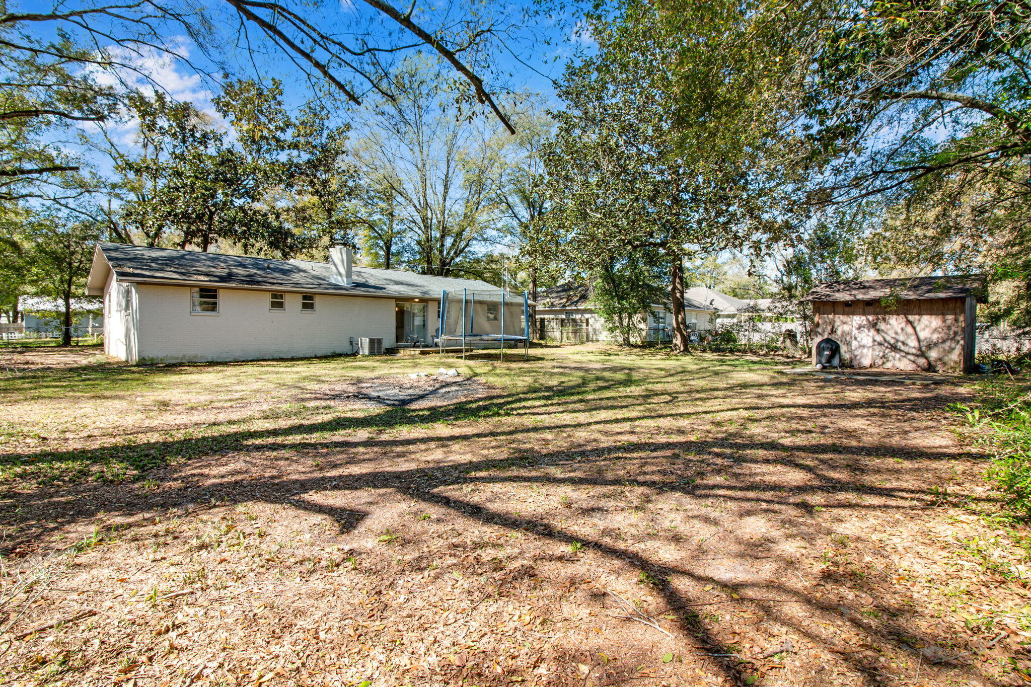 CRESTVIEW - Residential