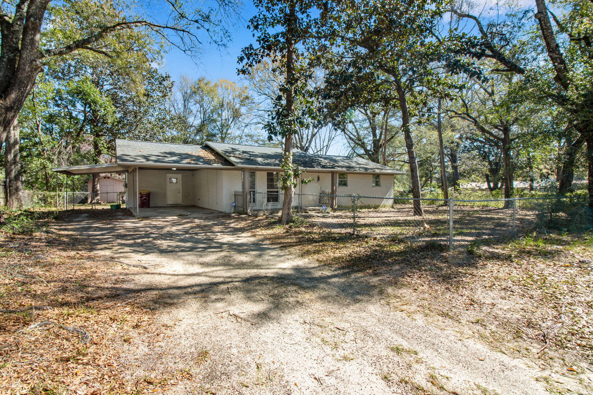 CRESTVIEW - Residential