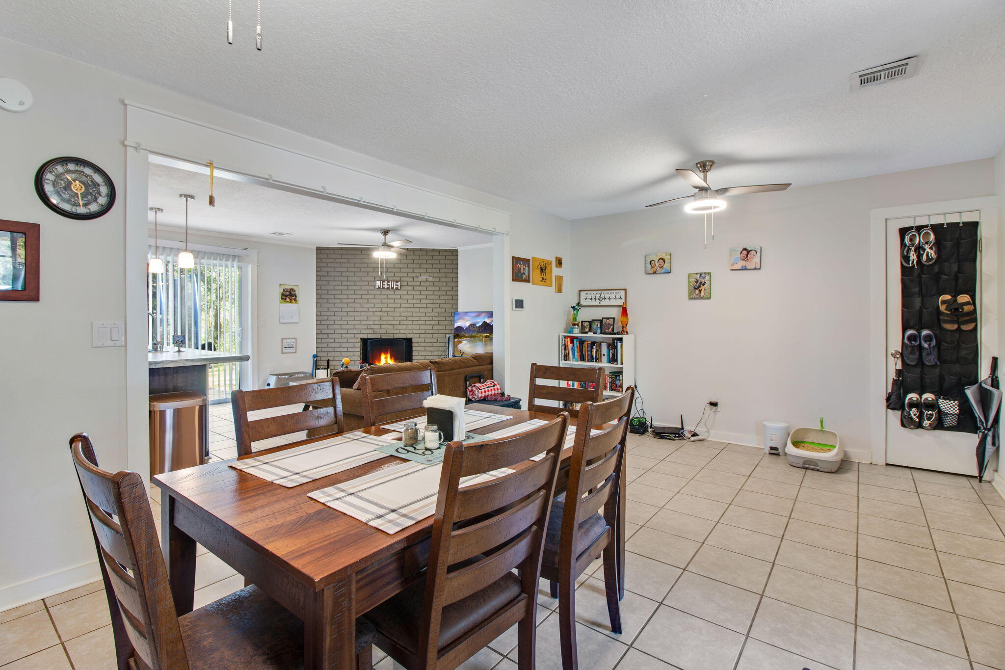 CRESTVIEW - Residential