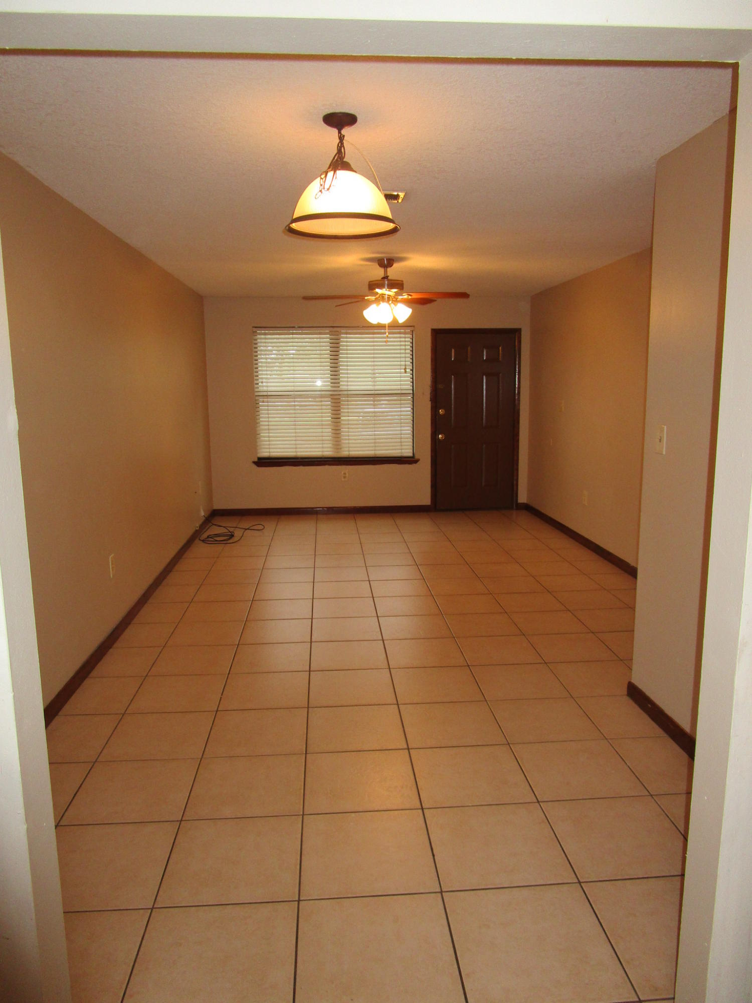 HELMS & ALLEN - Residential Lease