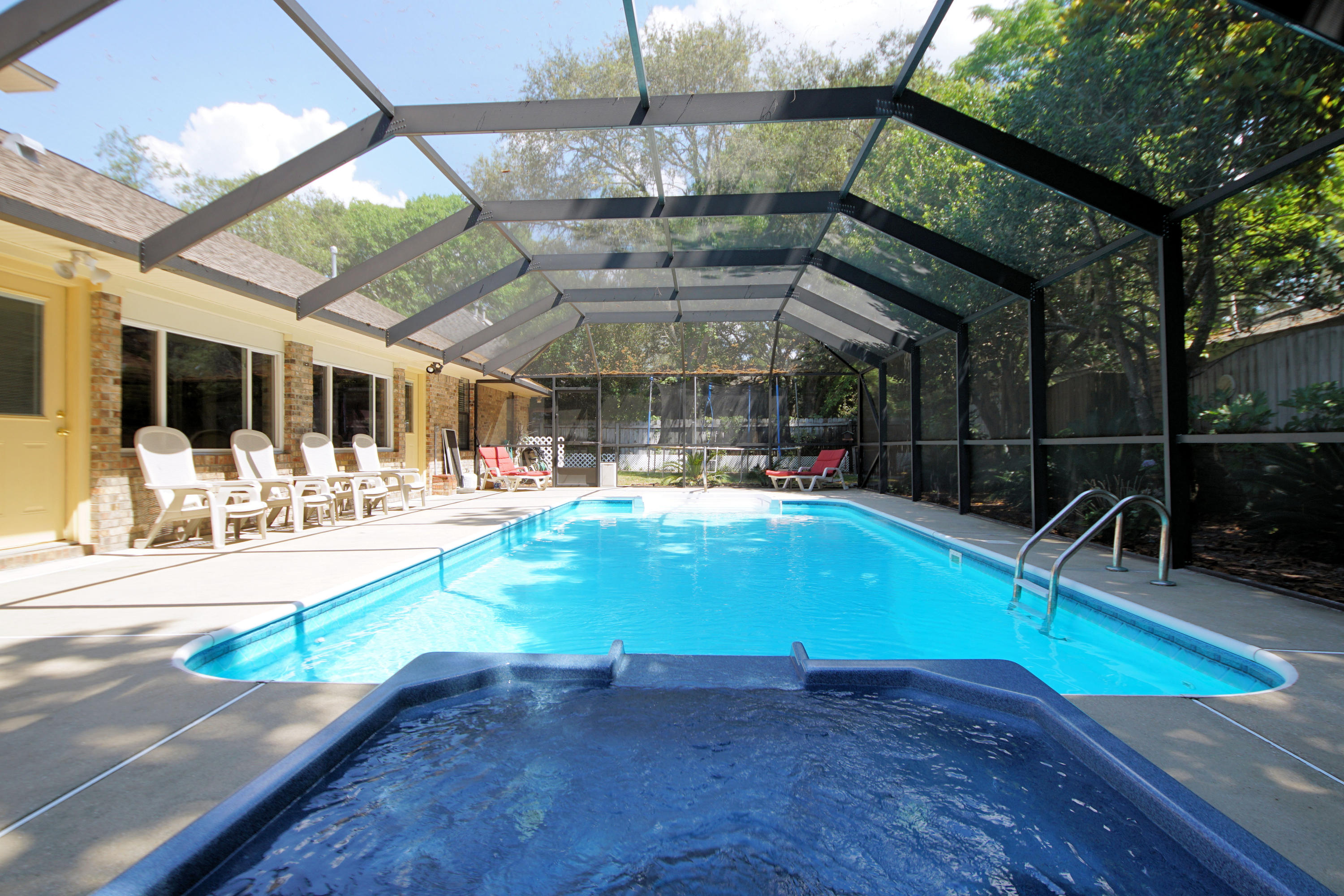 SLEEPY HOLLOW - Residential