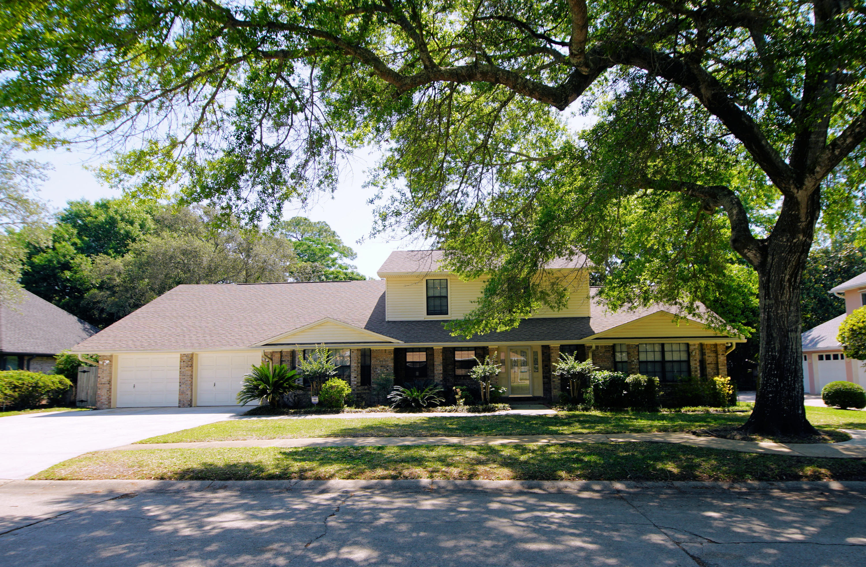 SLEEPY HOLLOW - Residential