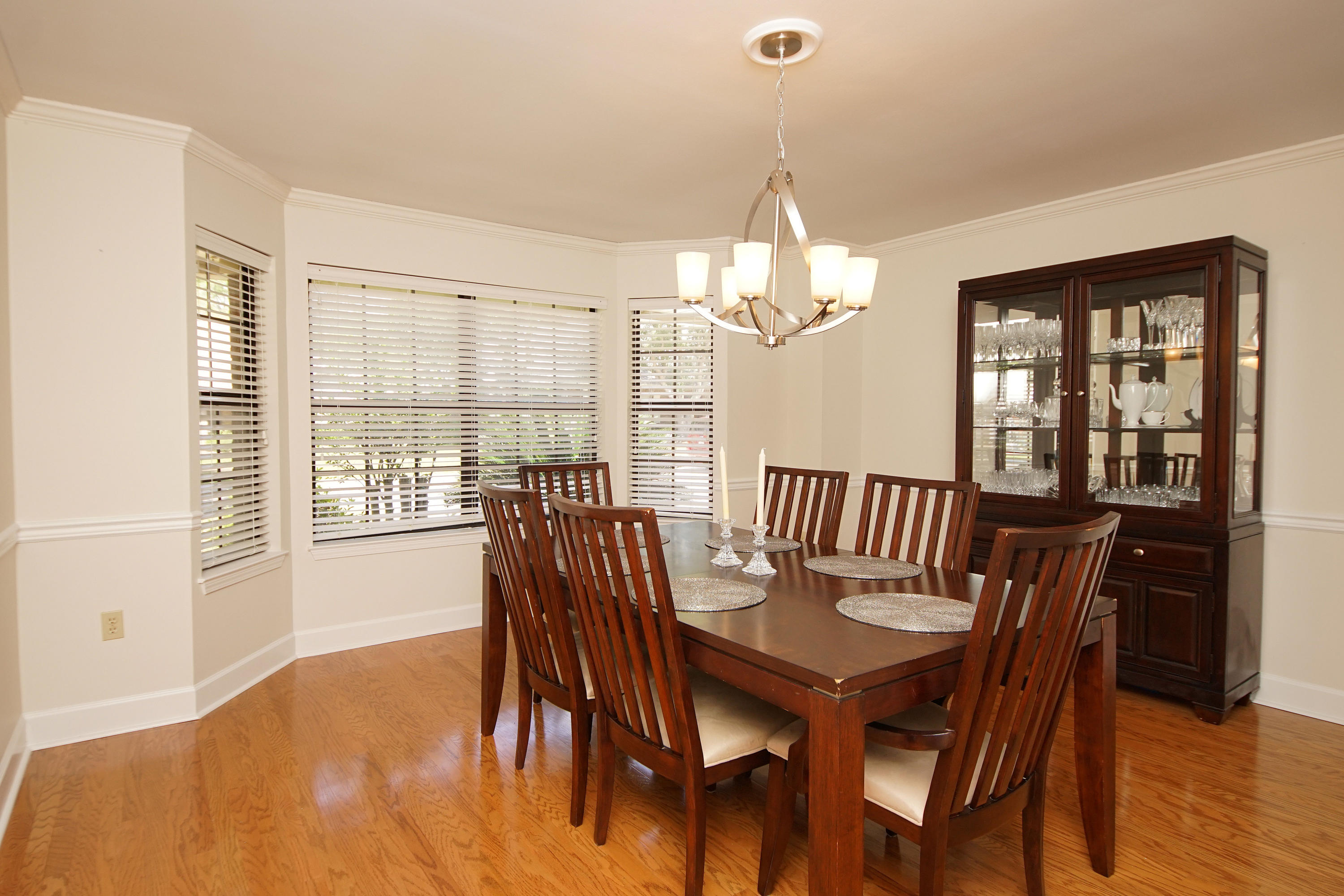 SLEEPY HOLLOW - Residential