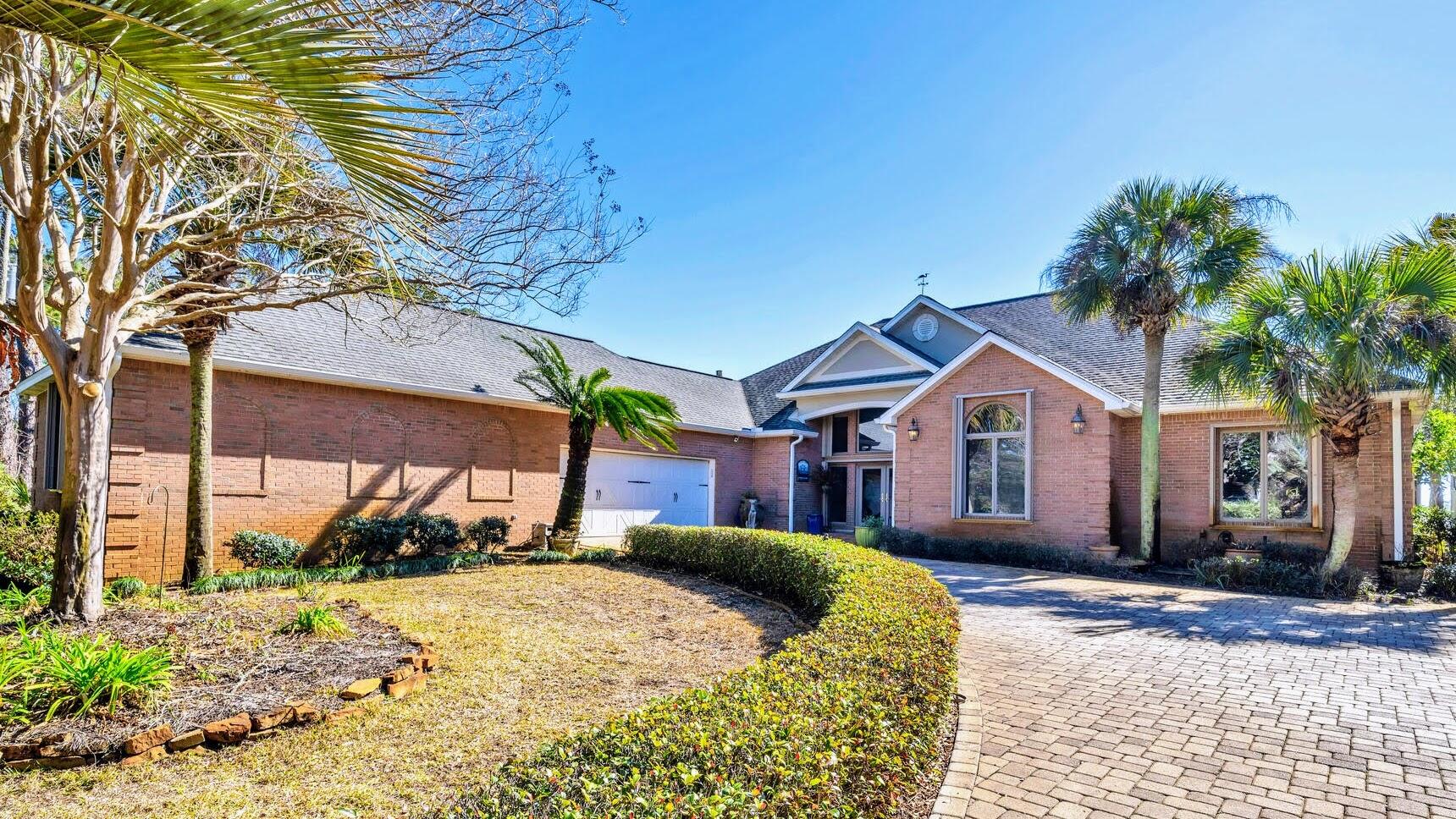 PARISH POINT - Residential