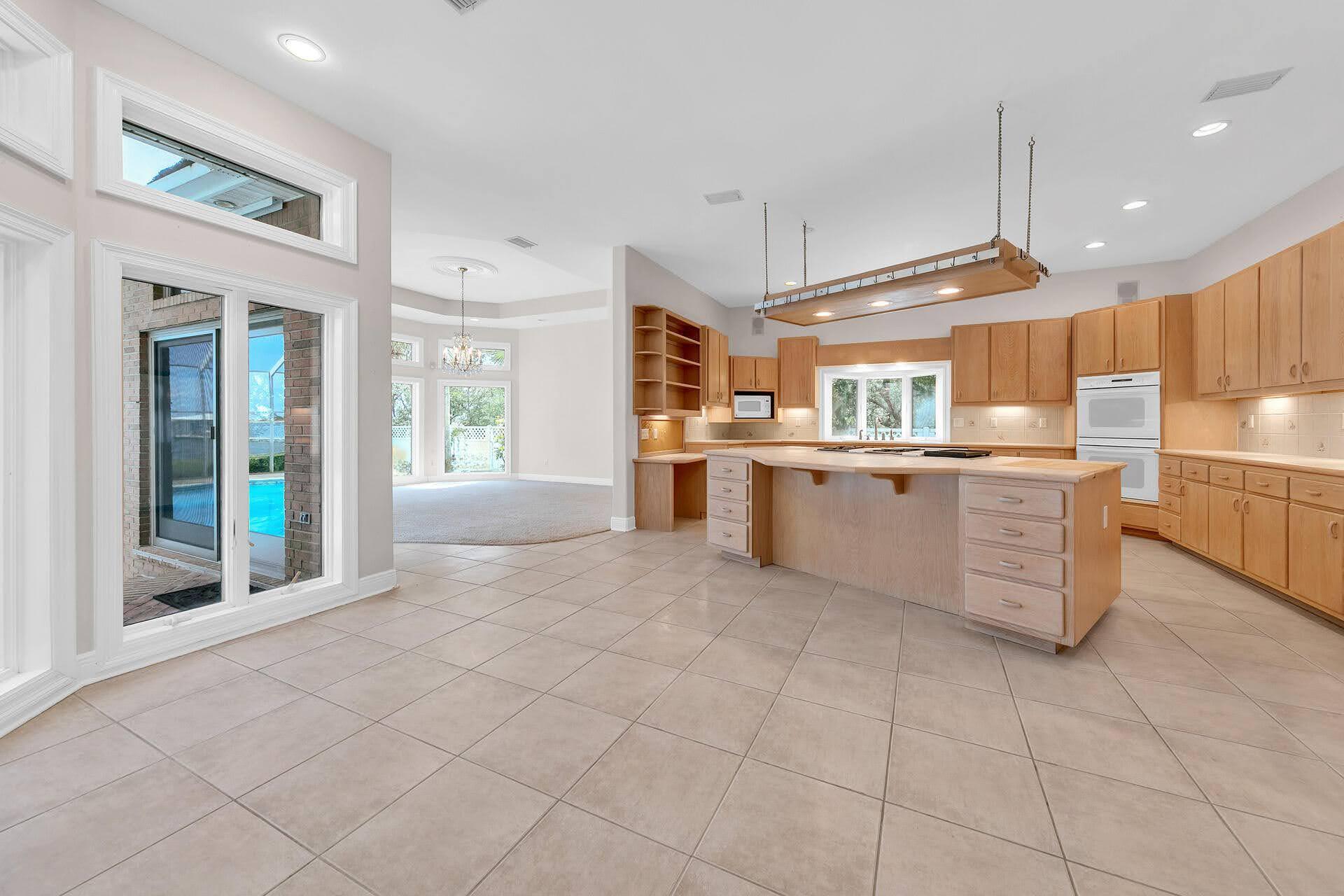 PARISH POINT - Residential