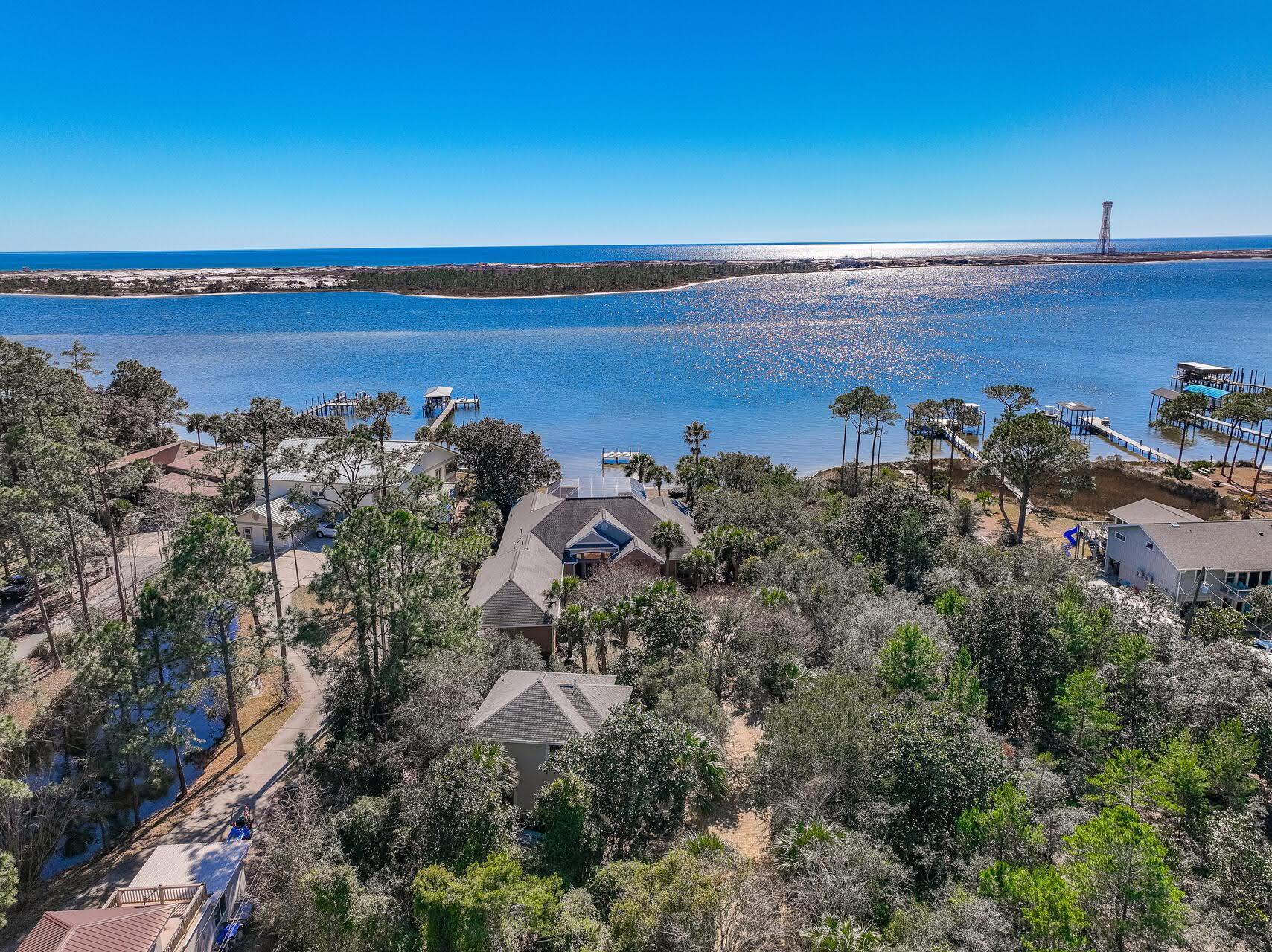 PARISH POINT - Residential
