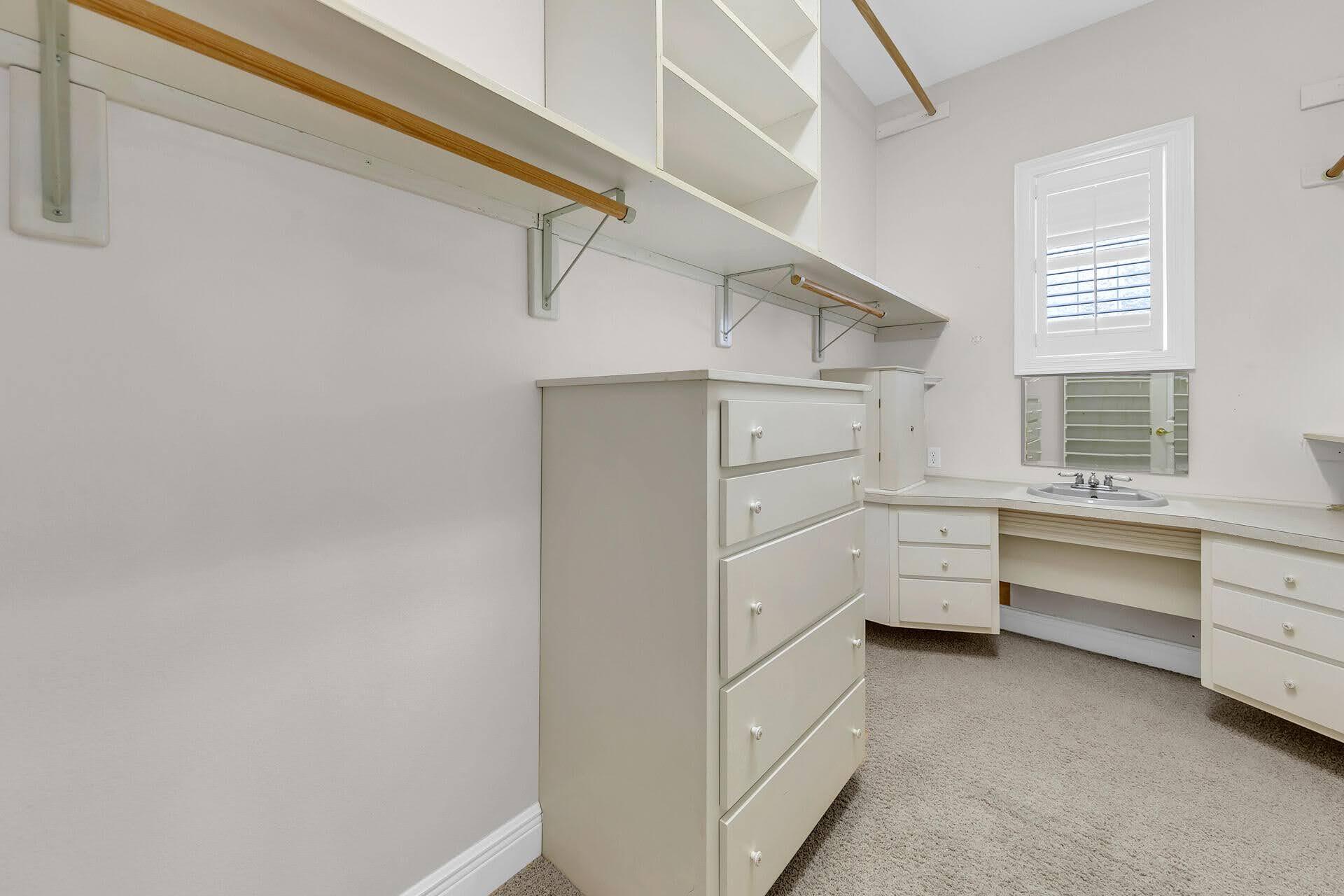 PARISH POINT - Residential