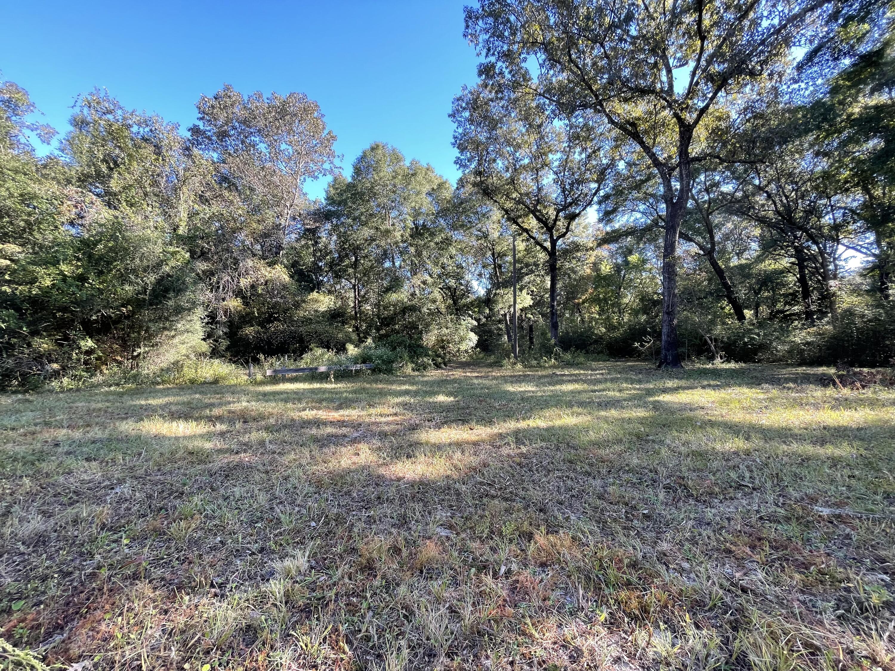 LAKEWOOD PLANTATIONS - Land