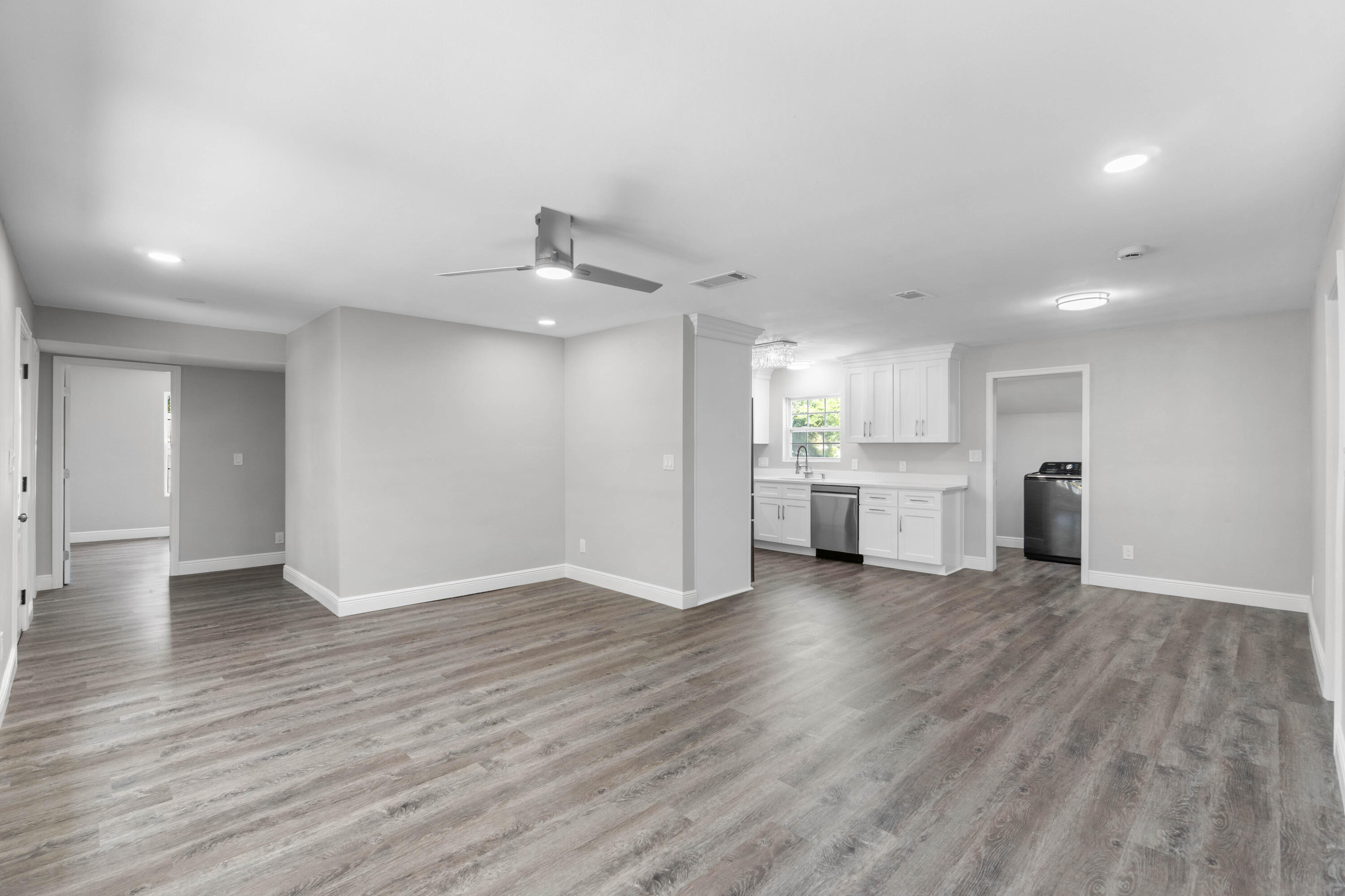 EDGE MANOR - Residential